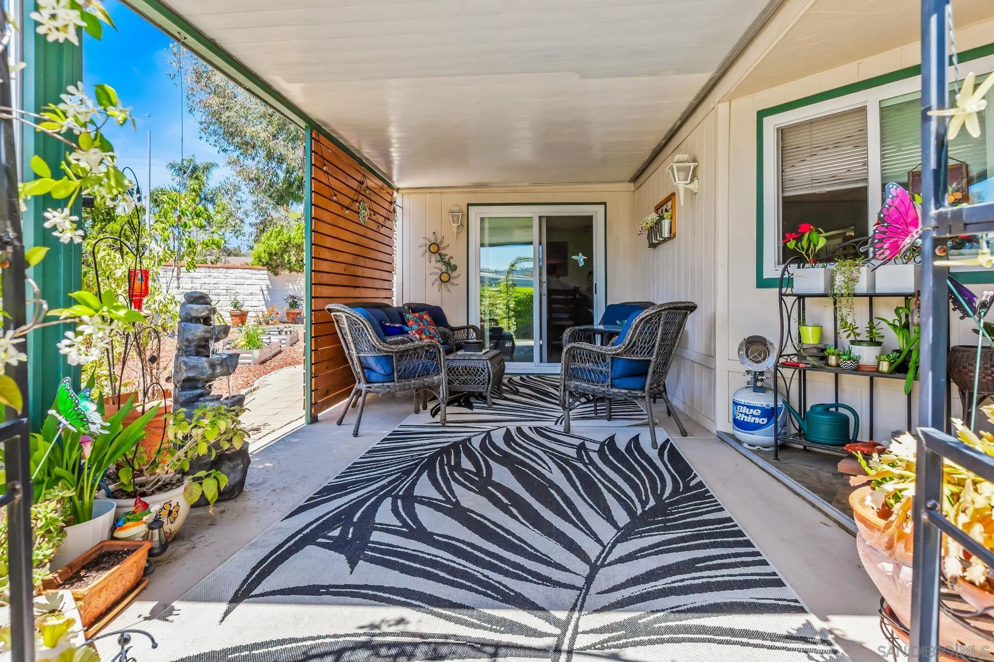 https://cdn.realtyfeed.com/cdn/127/260011336/da93da8b911317f04f9866179f8946e4.webp