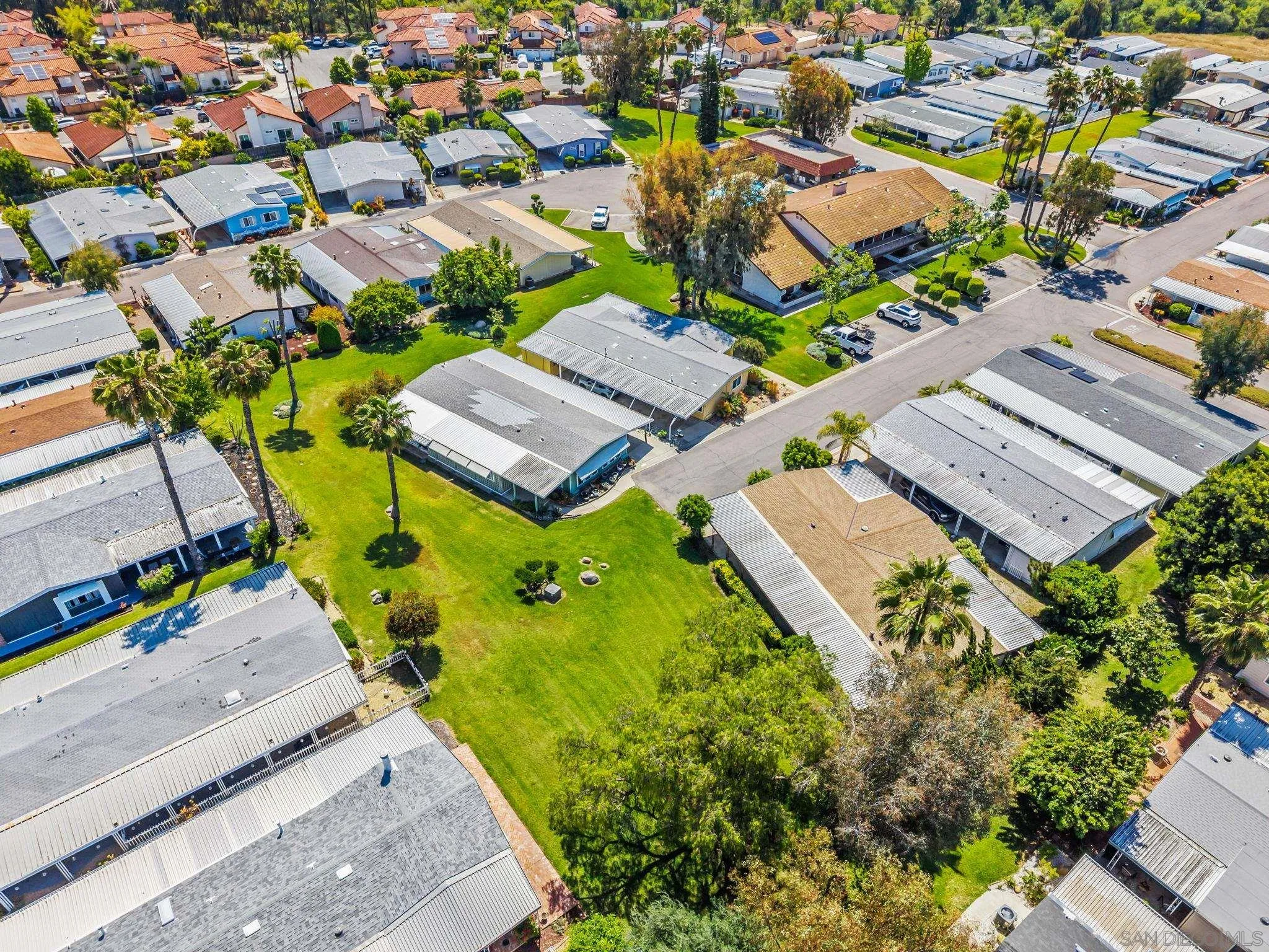 https://cdn.realtyfeed.com/cdn/127/260011336/dfdc9d38251eac9b58821cc7eda94f63.webp