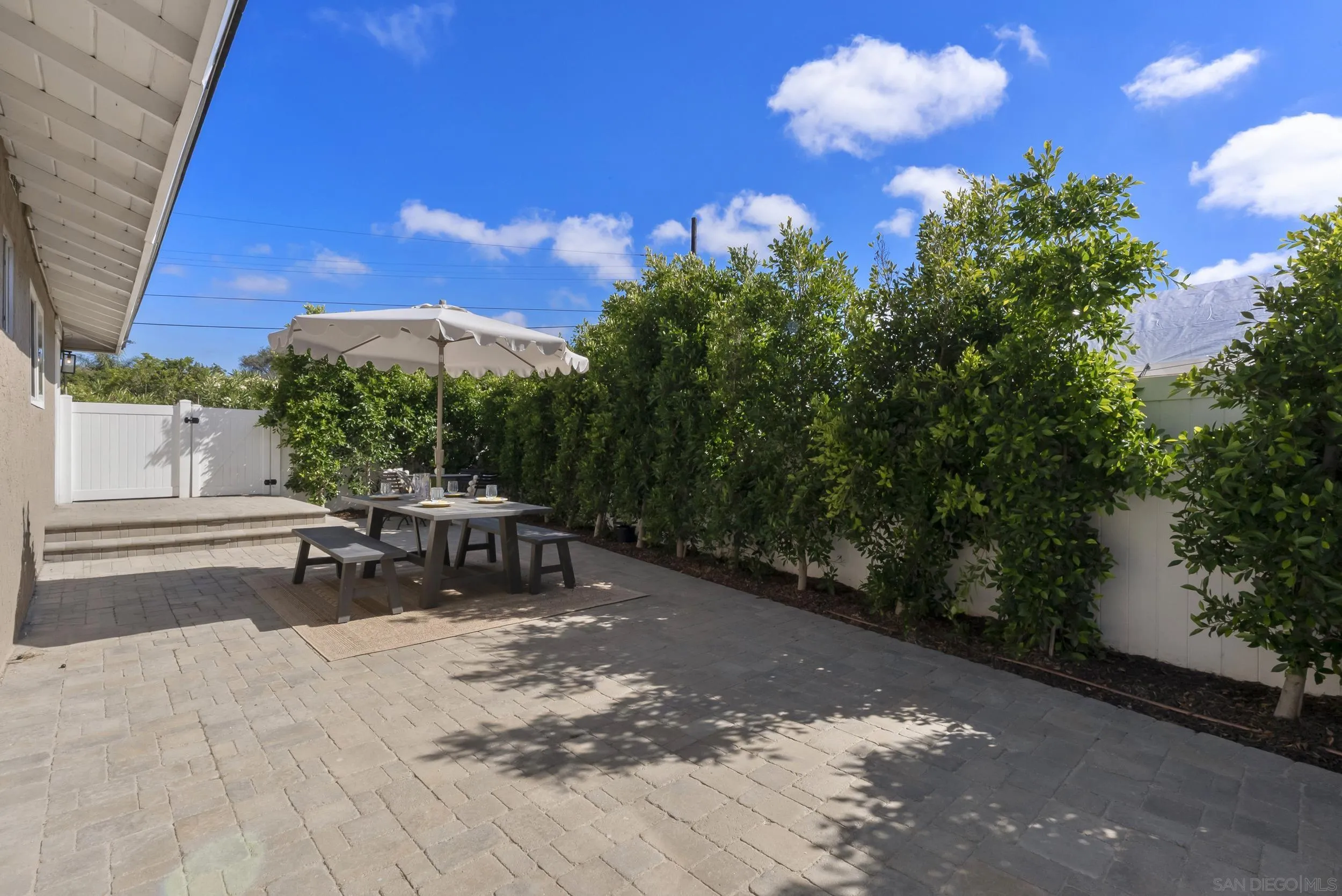 https://cdn.realtyfeed.com/cdn/127/260011337/5b7e973d174b2fe9c7e25dc859b1b109.webp