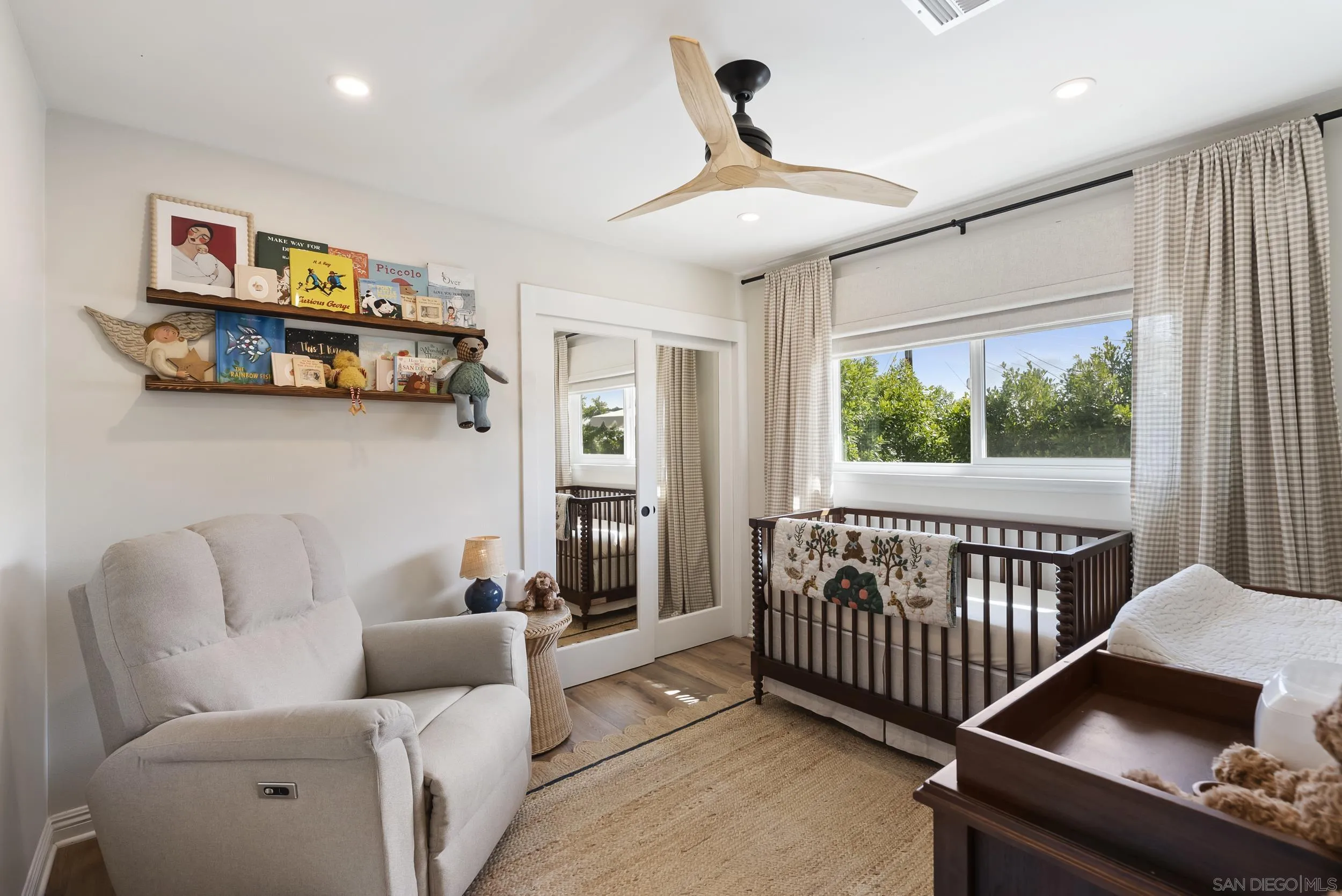 https://cdn.realtyfeed.com/cdn/127/260011337/7348cc10955b92ad2cbfcde749bb6740.webp