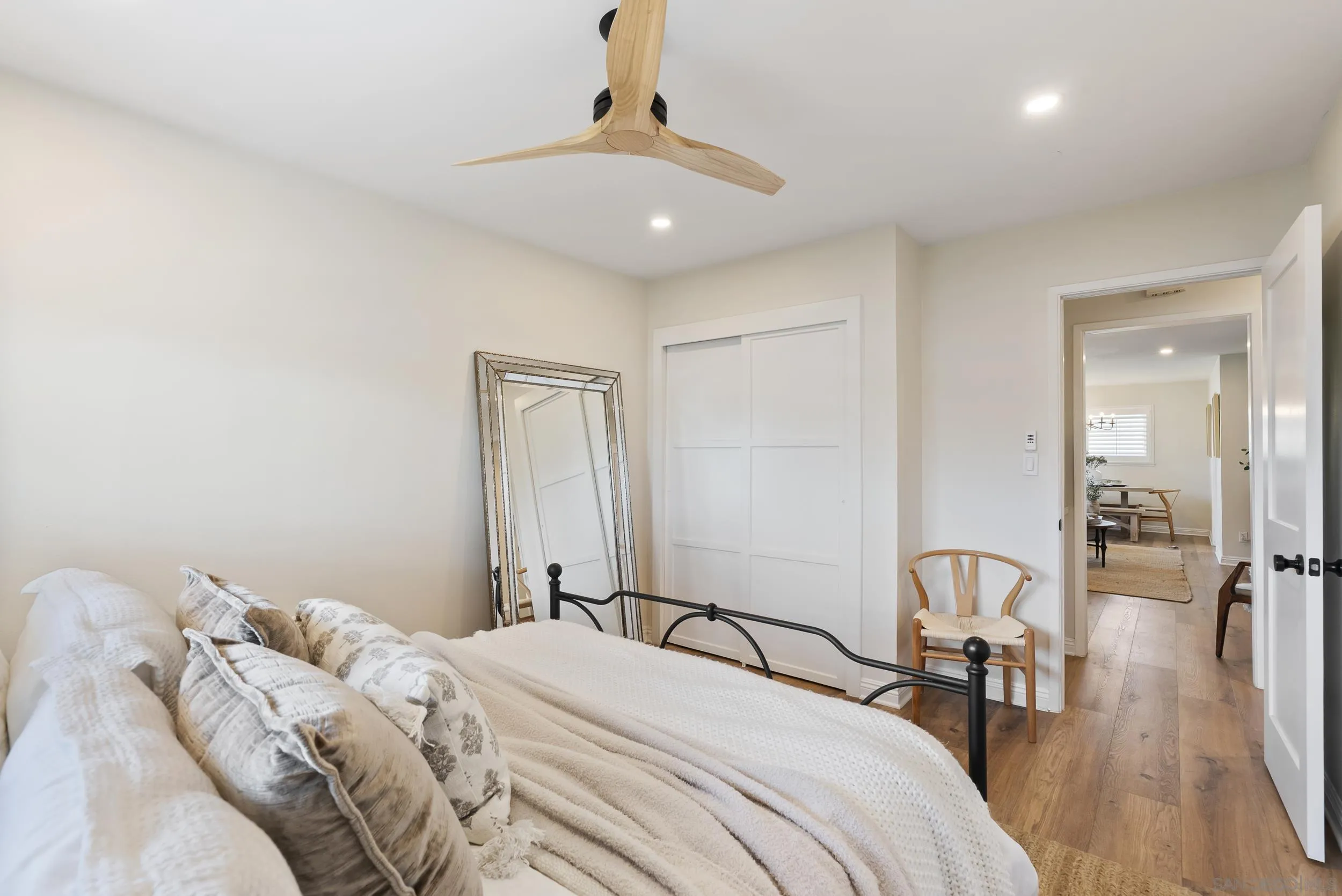 https://cdn.realtyfeed.com/cdn/127/260011337/c78bf9ba4bbf1fd3ab9226bd9e4674be.webp