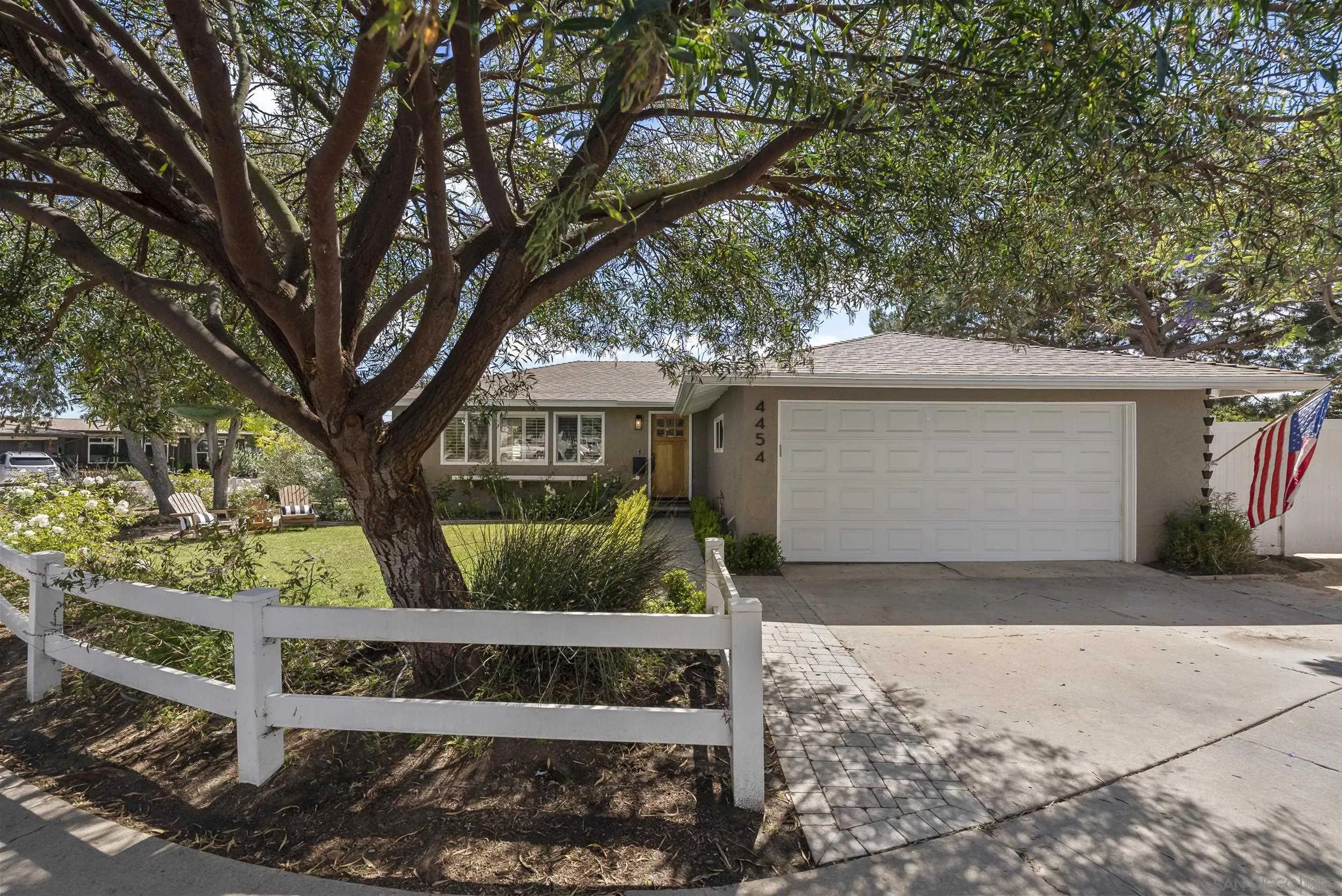 https://cdn.realtyfeed.com/cdn/127/260011337/e4a4cb0b80c606598feb2c60ce0319a8.webp