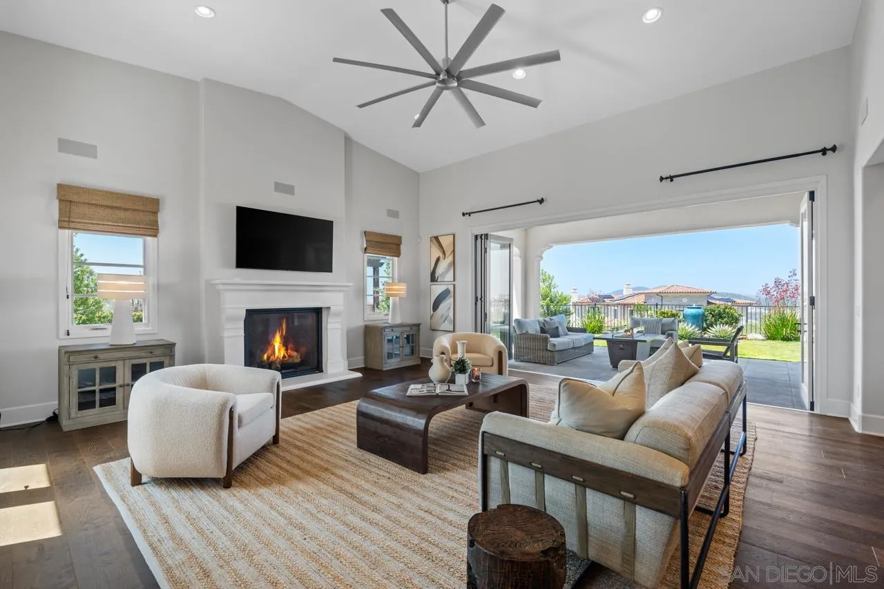 https://cdn.realtyfeed.com/cdn/127/260011341/62a709f2c93daab14c88ae2b58ce1fb4.webp
