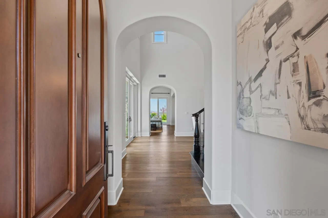 https://cdn.realtyfeed.com/cdn/127/260011341/92b0e5cc11bd19fba4af41af03cca2e5.webp