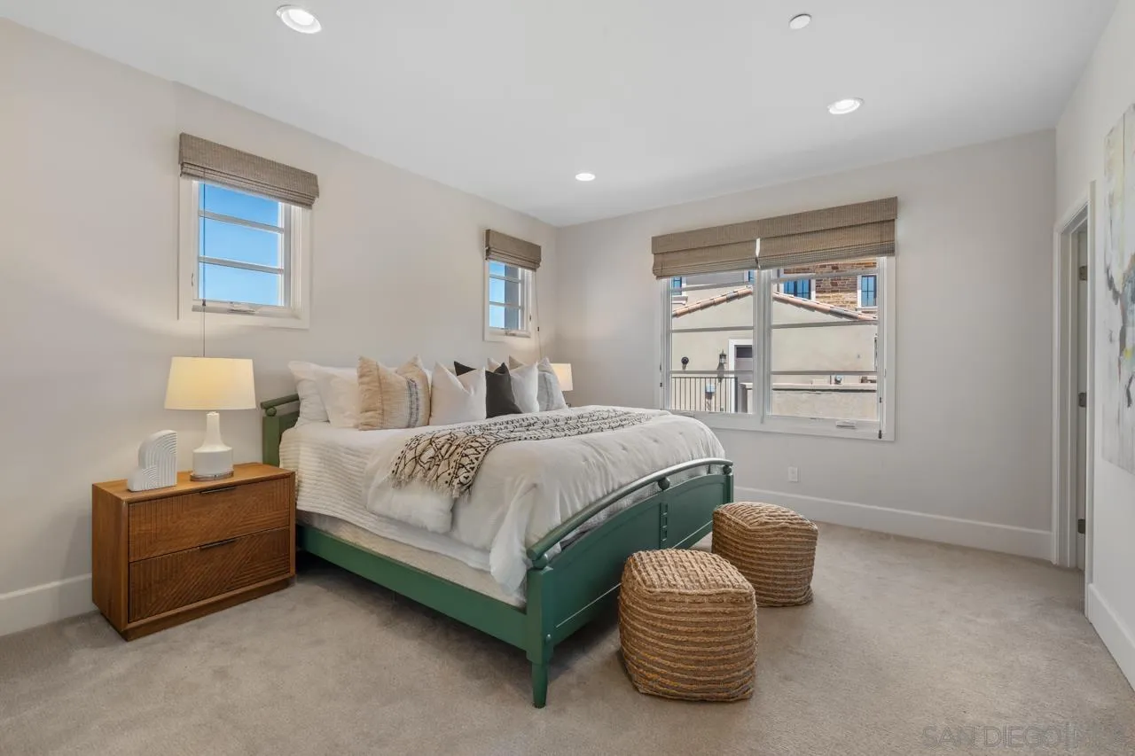 https://cdn.realtyfeed.com/cdn/127/260011341/fc2fd323f5f826ec5fc6500c6dab3ced.webp