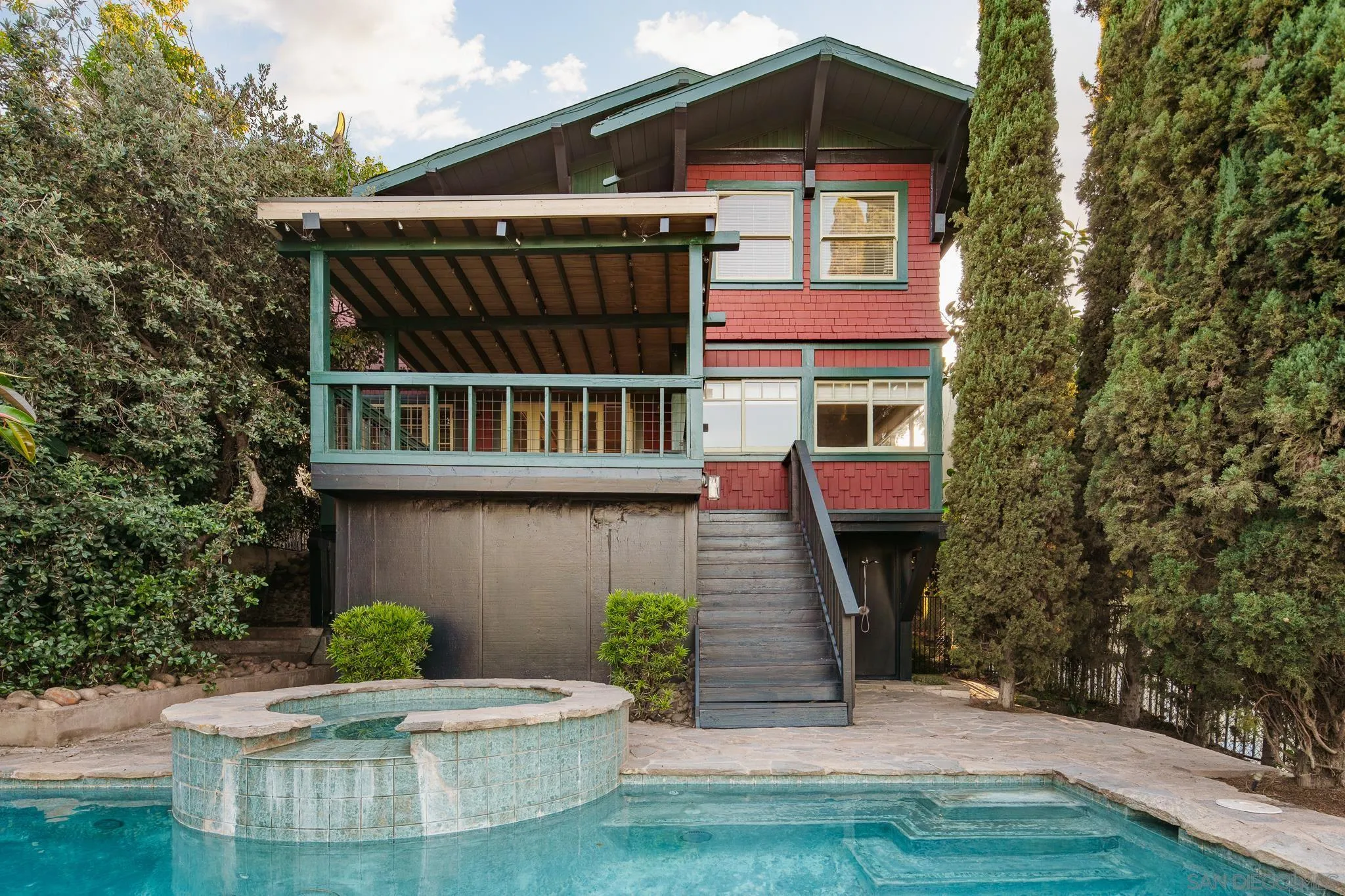 https://cdn.realtyfeed.com/cdn/127/260011343/1e7212a9f7effaab6773cf932b7efc27.webp