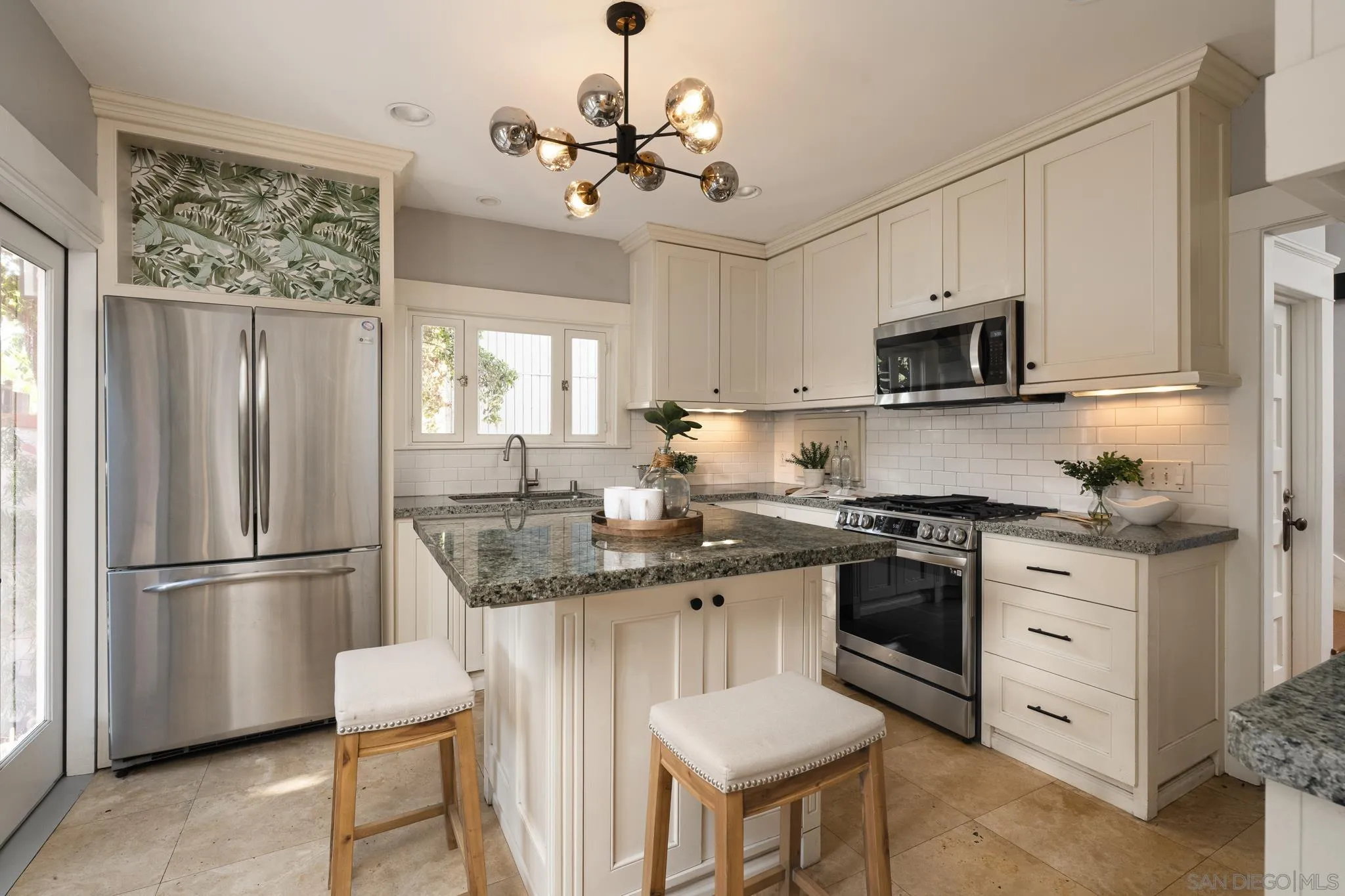 https://cdn.realtyfeed.com/cdn/127/260011343/417010819dced95ef5aeb12a2d8e5da4.webp