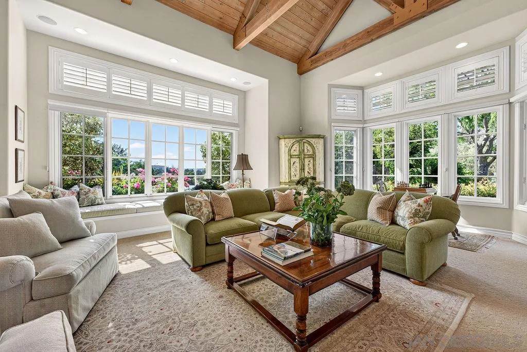 https://cdn.realtyfeed.com/cdn/127/260011346/3b36b9a9cf944bd981bed04886543a97.webp