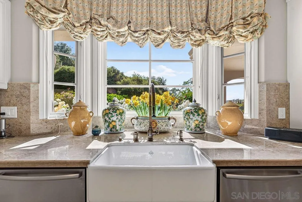 https://cdn.realtyfeed.com/cdn/127/260011346/f3e0d93147e8060b5ccc2143909d658d.webp