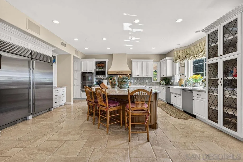 https://cdn.realtyfeed.com/cdn/127/260011346/fb1d6d3271d59f85eefd048c21d78da9.webp