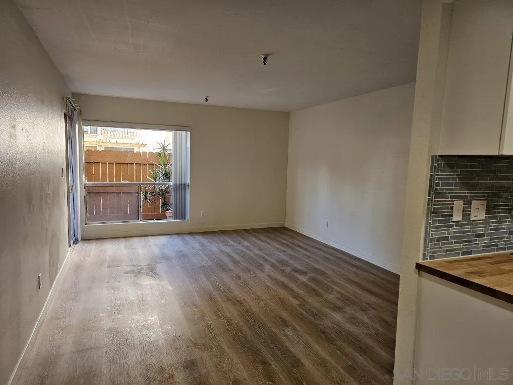 https://cdn.realtyfeed.com/cdn/127/260011349/bfd72e292866e4c7e30a6fdbccea69f8.webp
