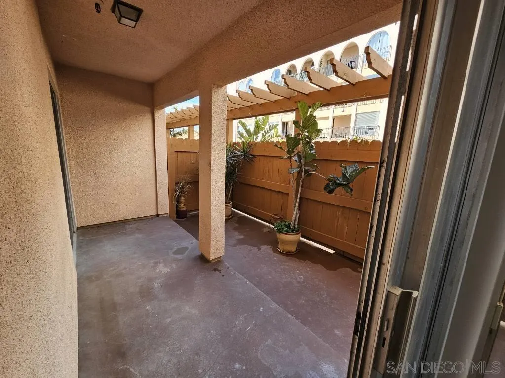 https://cdn.realtyfeed.com/cdn/127/260011349/c449792b8996c920d71ef7d47558e491.webp