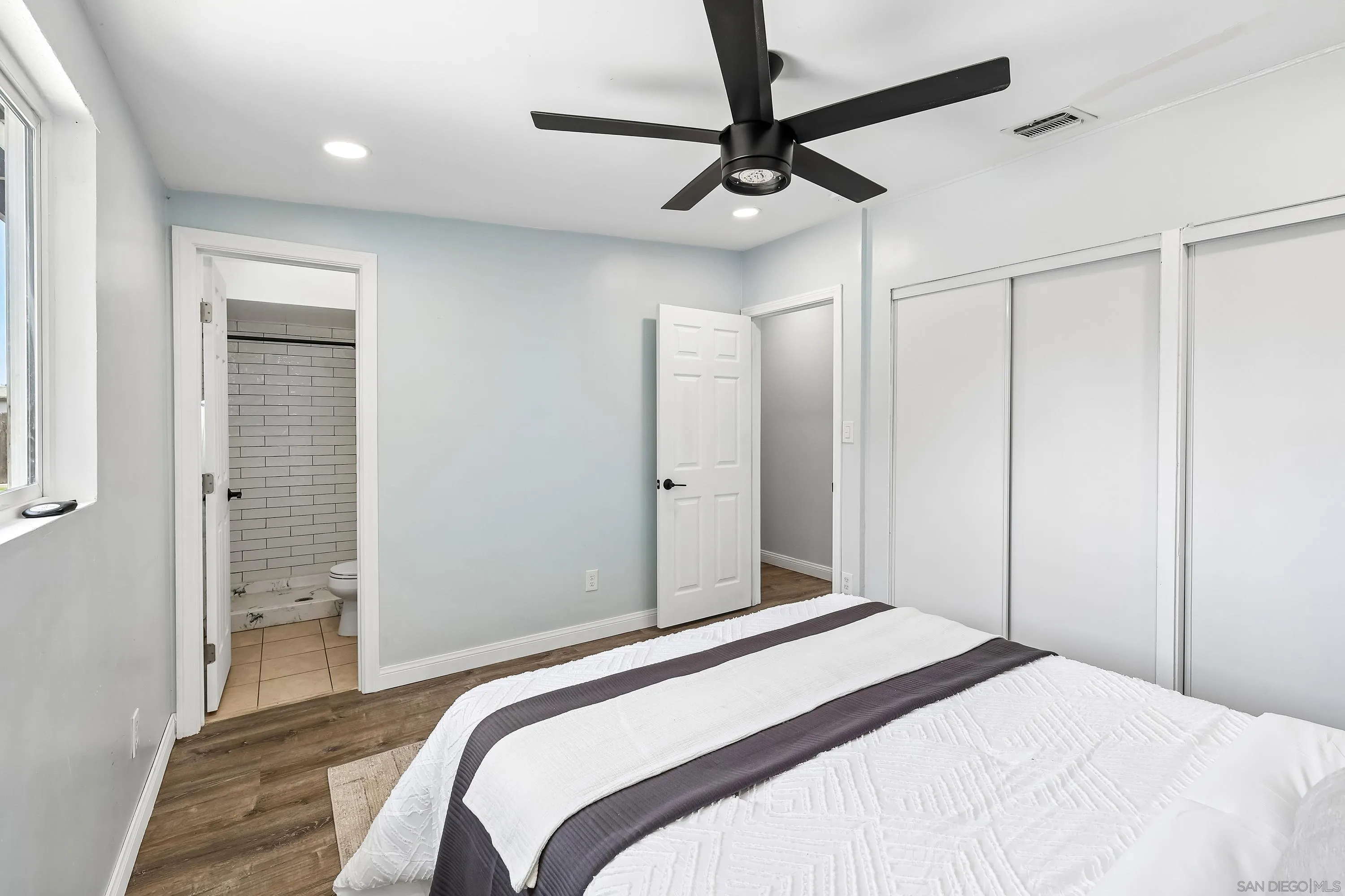 https://cdn.realtyfeed.com/cdn/127/260011350/47de66a4ab60c69643a2e04e7eb3705e.webp