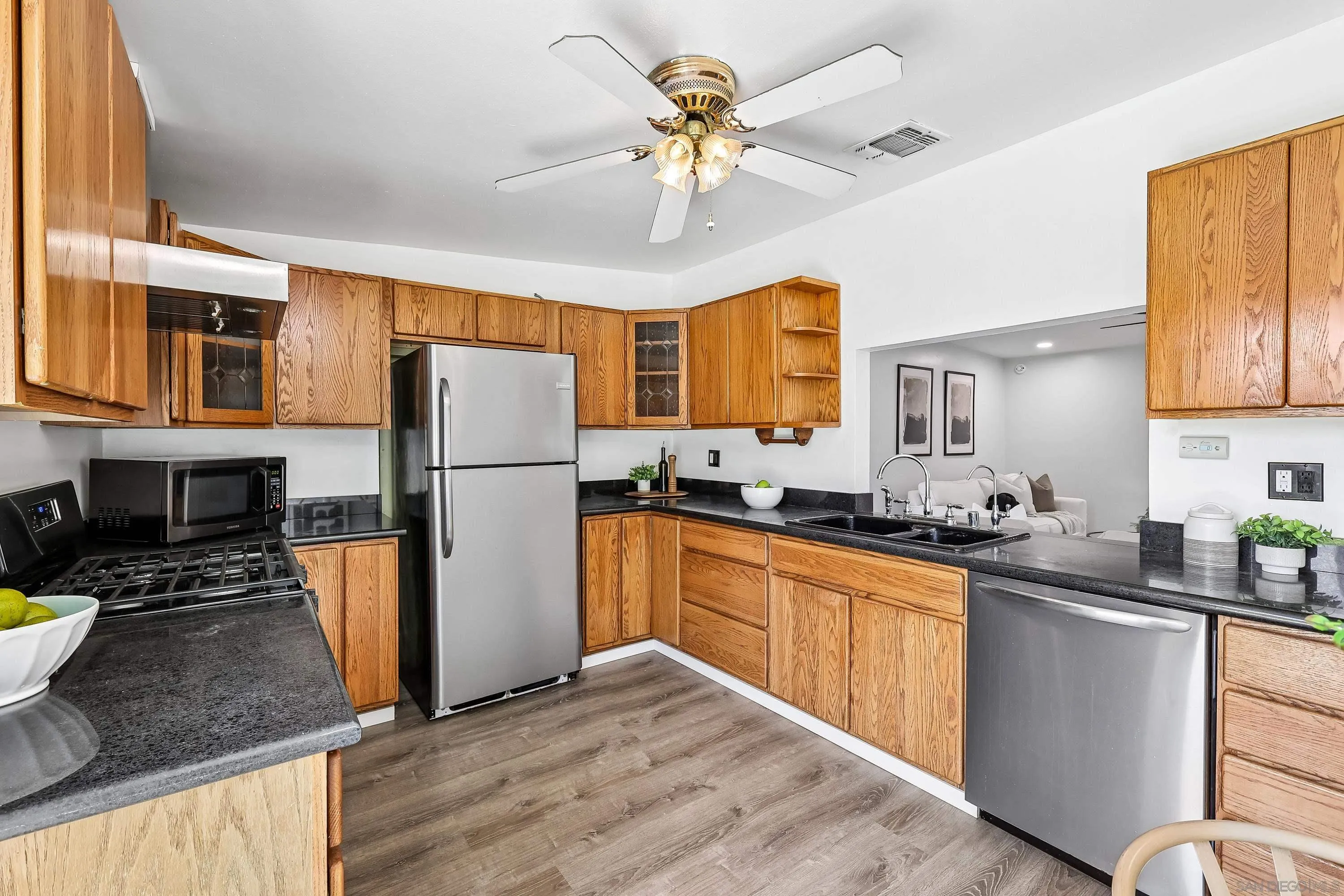 https://cdn.realtyfeed.com/cdn/127/260011350/58c7adfedc45b694c962ab63753fb2d8.webp