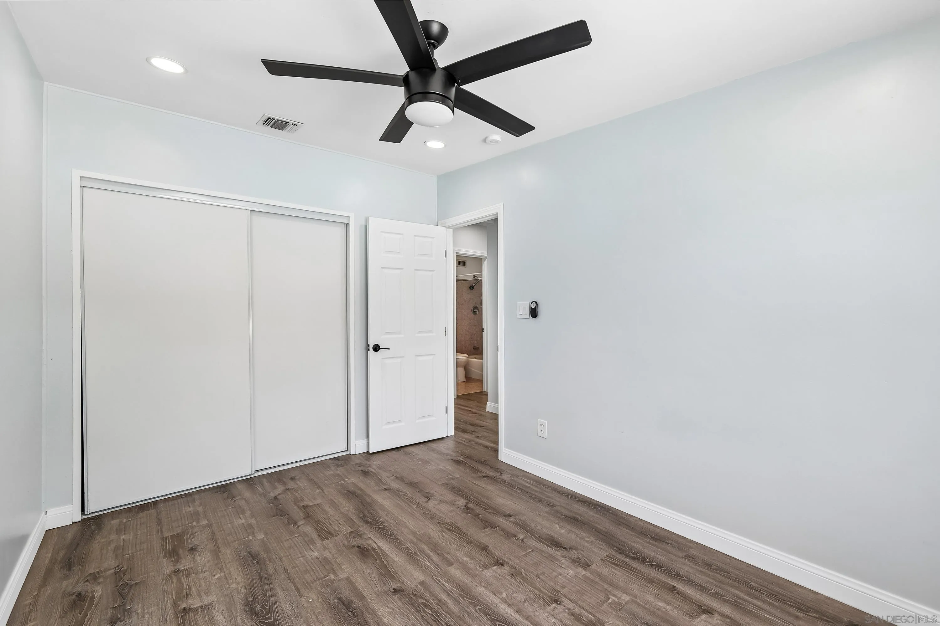https://cdn.realtyfeed.com/cdn/127/260011350/5a3d5f8fc242f2f819d42bca1f1a77e6.webp