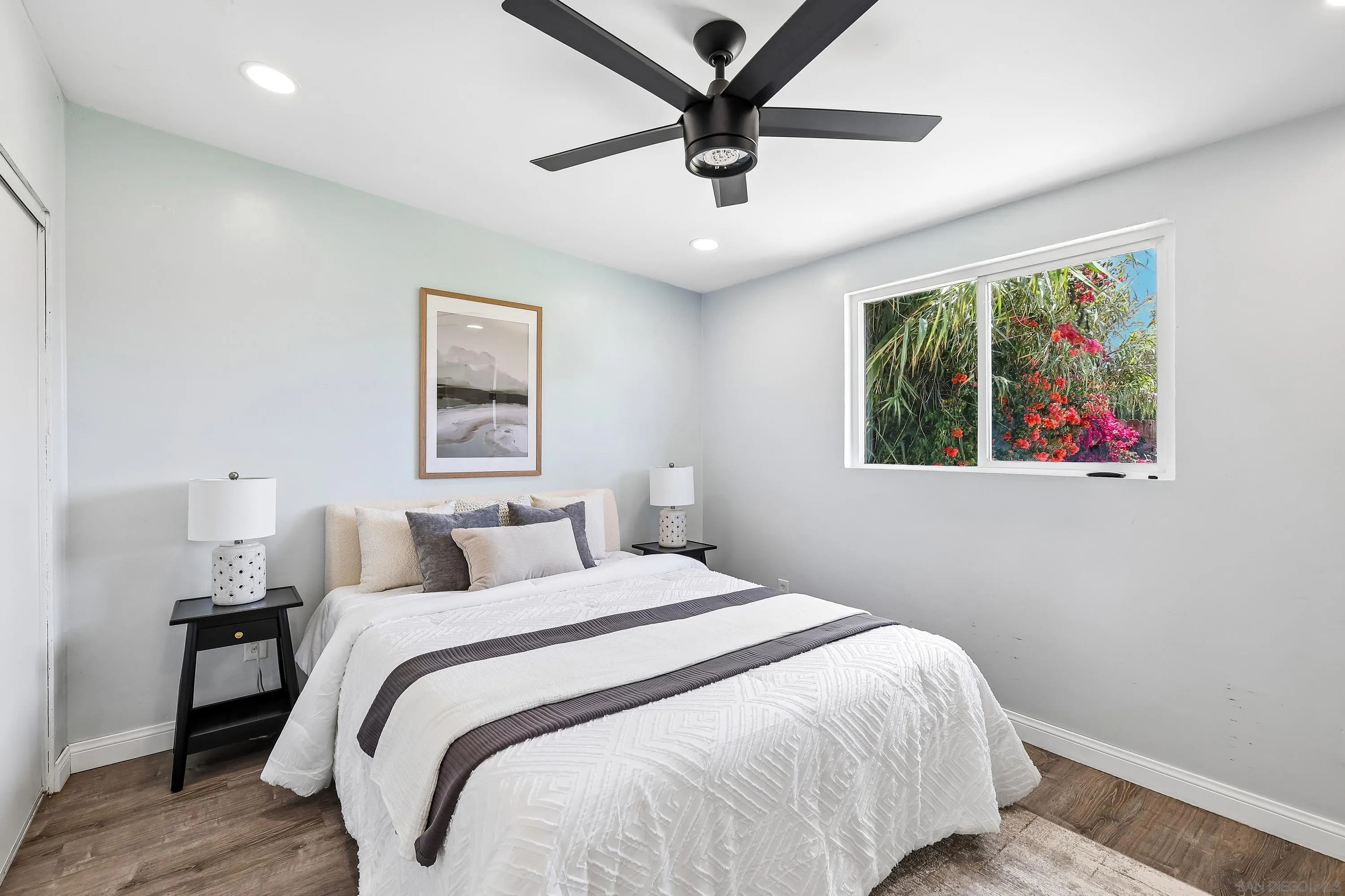 https://cdn.realtyfeed.com/cdn/127/260011350/8fdd32f6fc569f1056b3529f12a61cab.webp