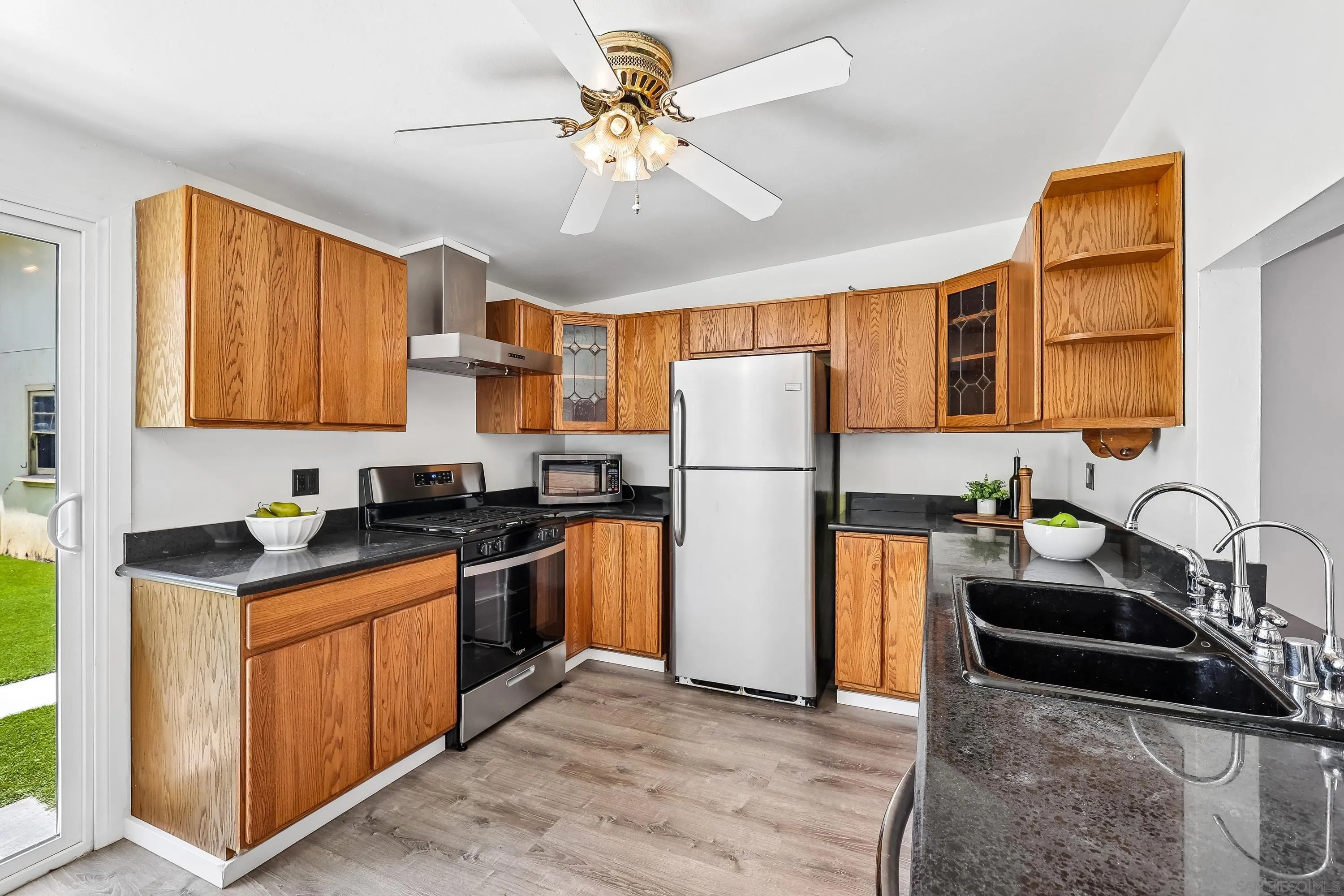https://cdn.realtyfeed.com/cdn/127/260011350/b7234884f39c21f82cce5275279660c3.webp