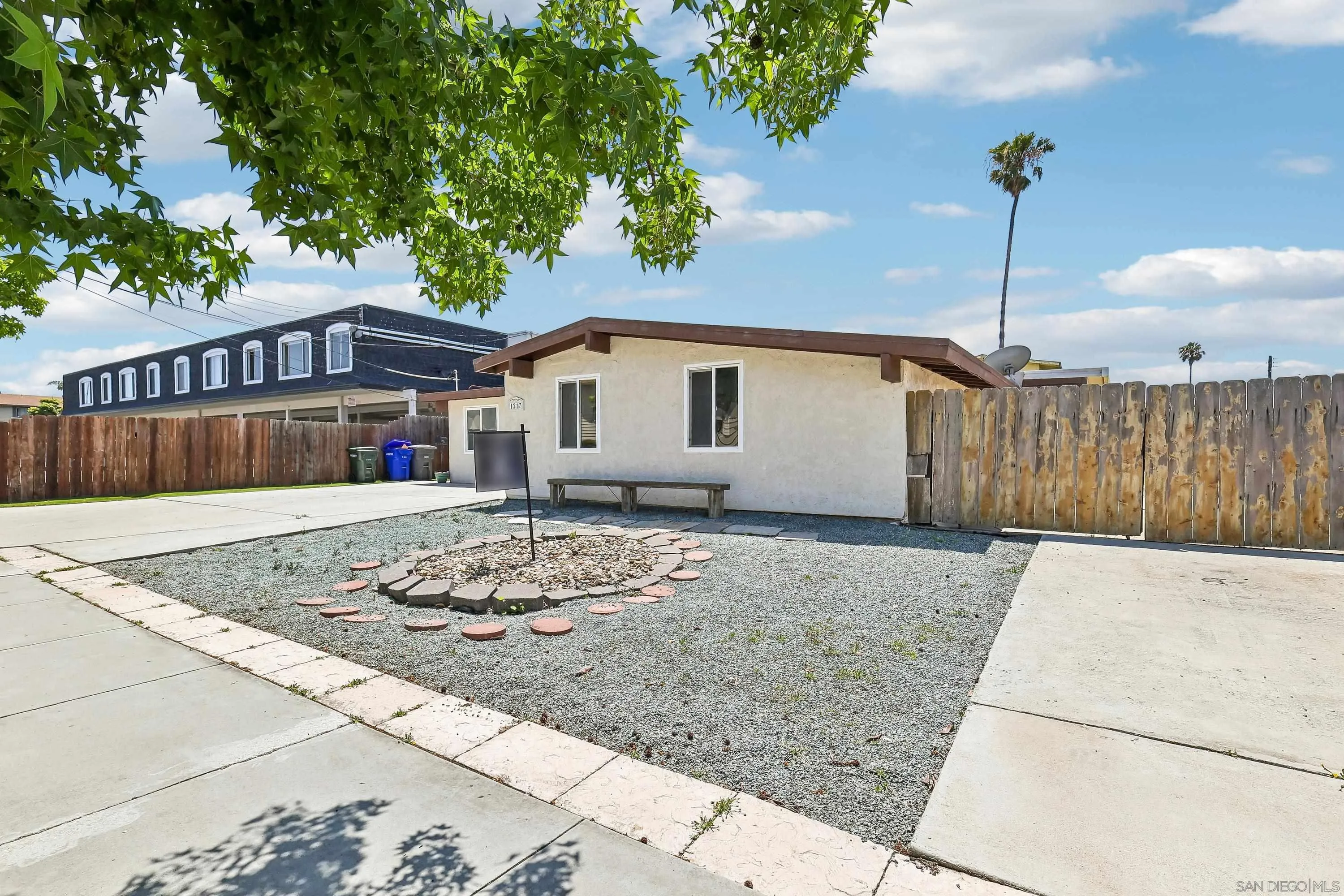 https://cdn.realtyfeed.com/cdn/127/260011350/d770b4441d6c90d688900bb82d1d761a.webp