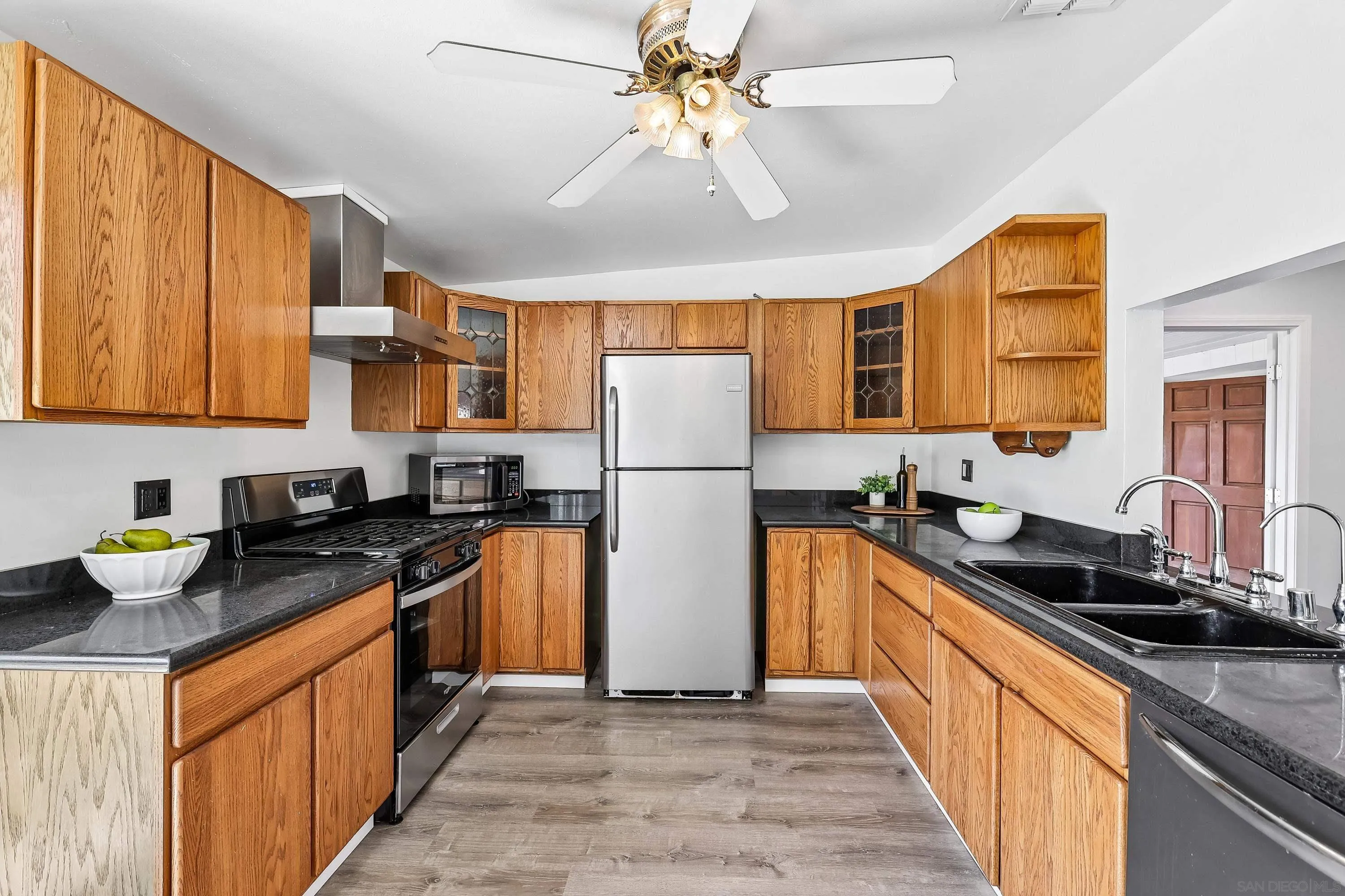https://cdn.realtyfeed.com/cdn/127/260011350/f4532ac09bba3858b0501576be7e21fb.webp