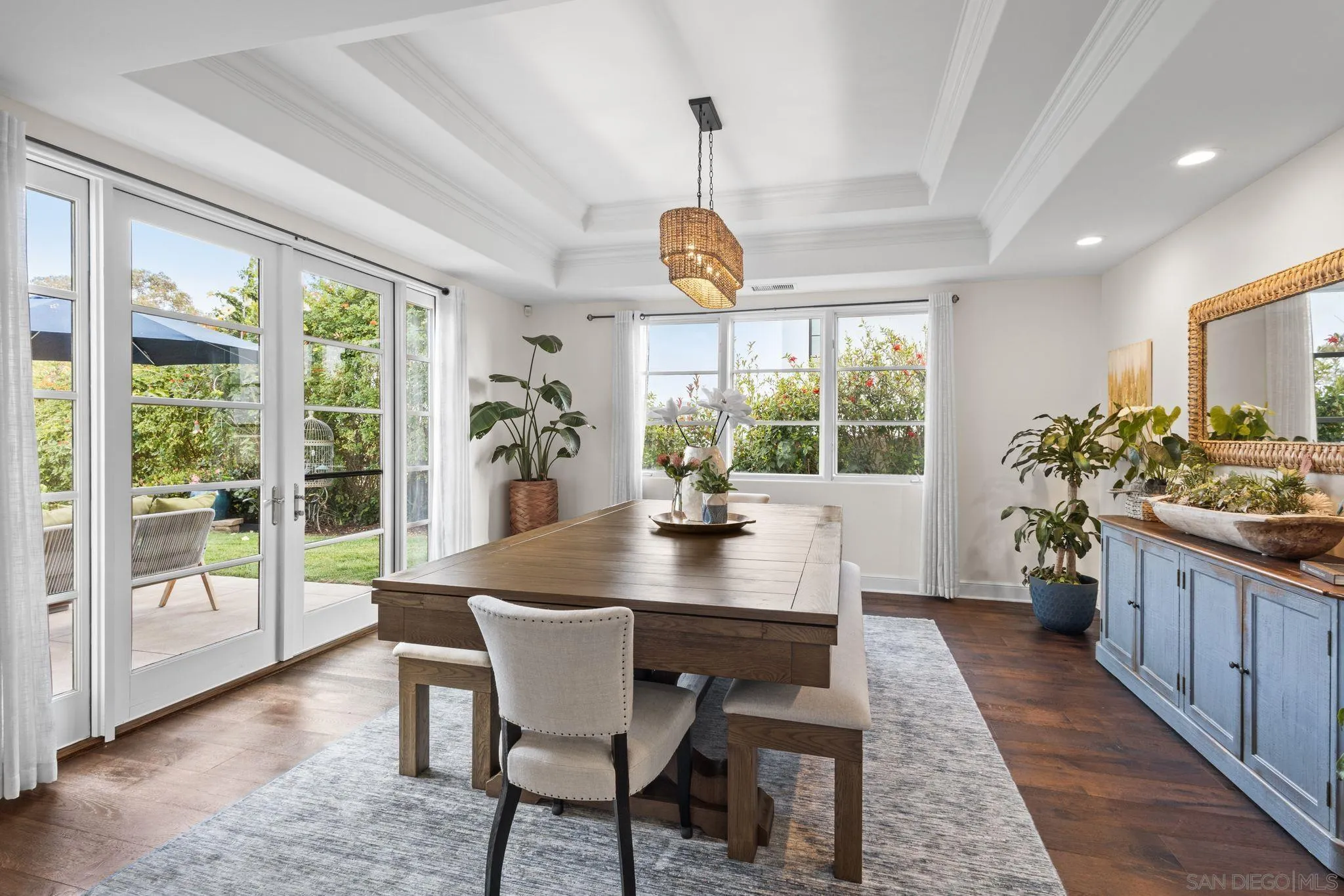 https://cdn.realtyfeed.com/cdn/127/260011351/3a2f45f7b799a231b7aeef7de922c3a0.webp