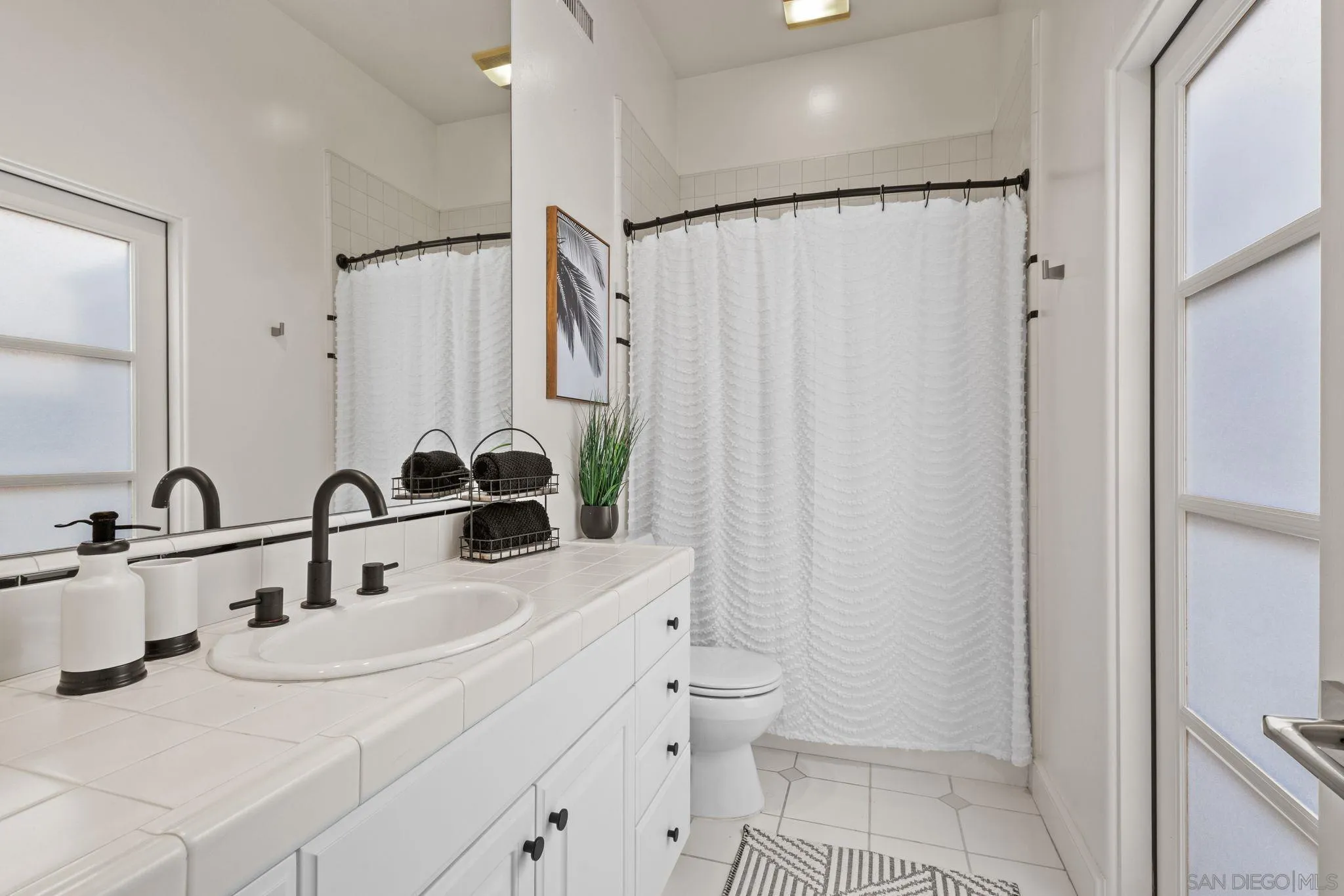 https://cdn.realtyfeed.com/cdn/127/260011351/4751bb45bccb1c67c5fe657dcafb0646.webp