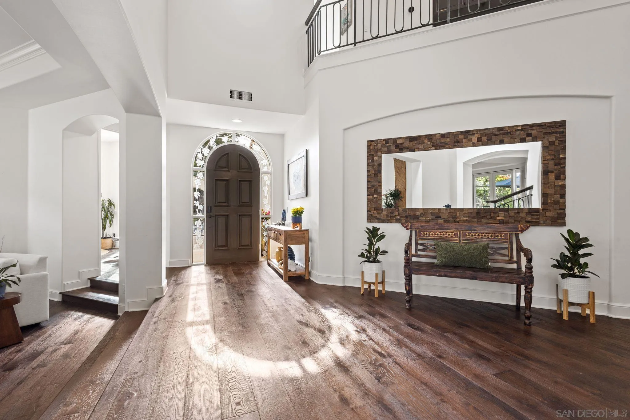 https://cdn.realtyfeed.com/cdn/127/260011351/6c77b4112db88acc319469d3dffdc68f.webp
