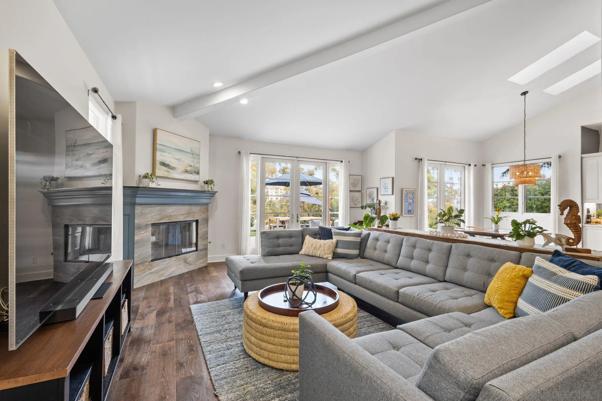 https://cdn.realtyfeed.com/cdn/127/260011351/ac56401e88416b3d900828c1fbfc3691.webp