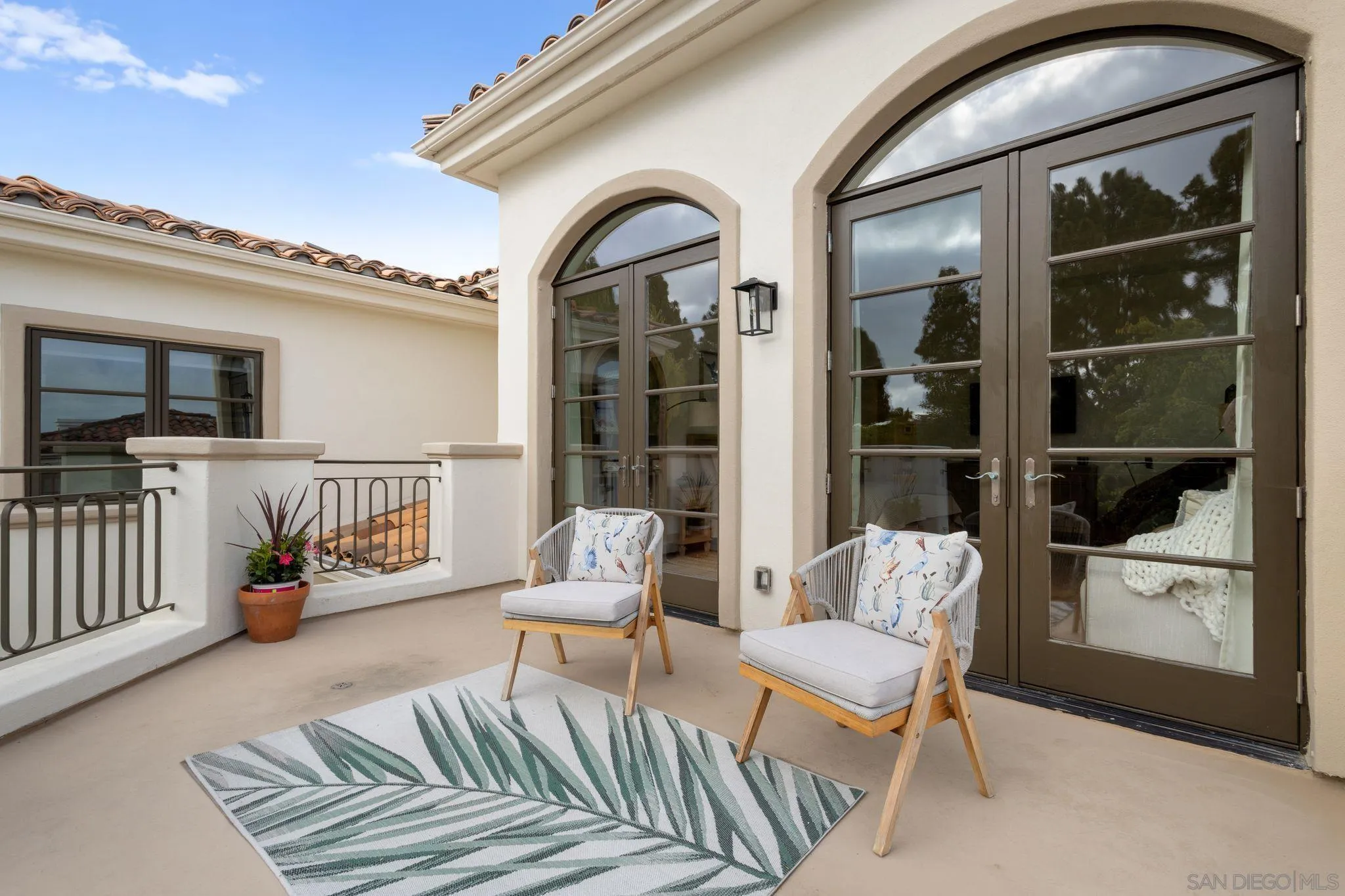 https://cdn.realtyfeed.com/cdn/127/260011351/b1342db4fc514673fbec7a6047f6cf00.webp