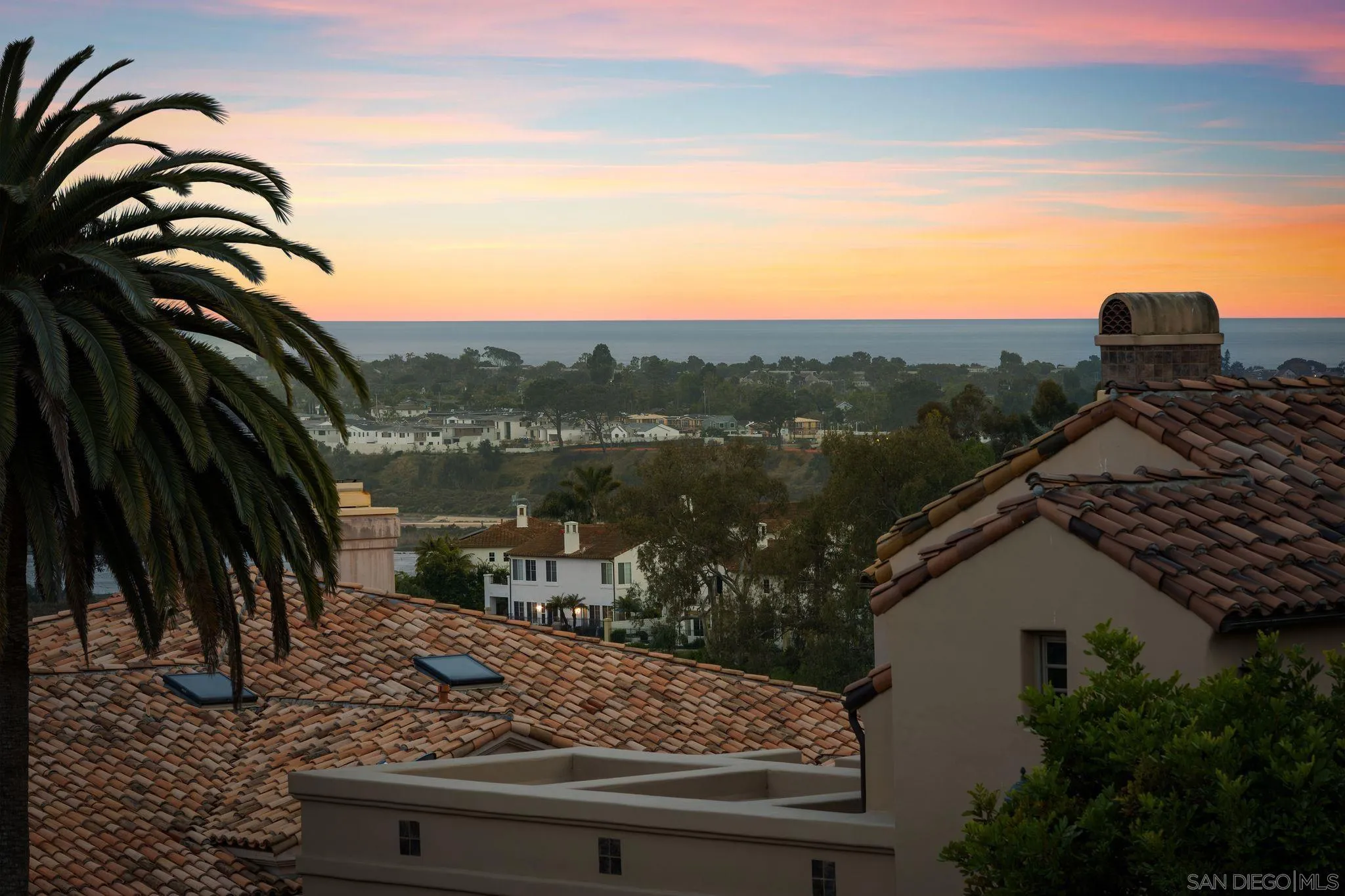 https://cdn.realtyfeed.com/cdn/127/260011351/ca31a256b41bb929d4bfdfa8927a0ddb.webp