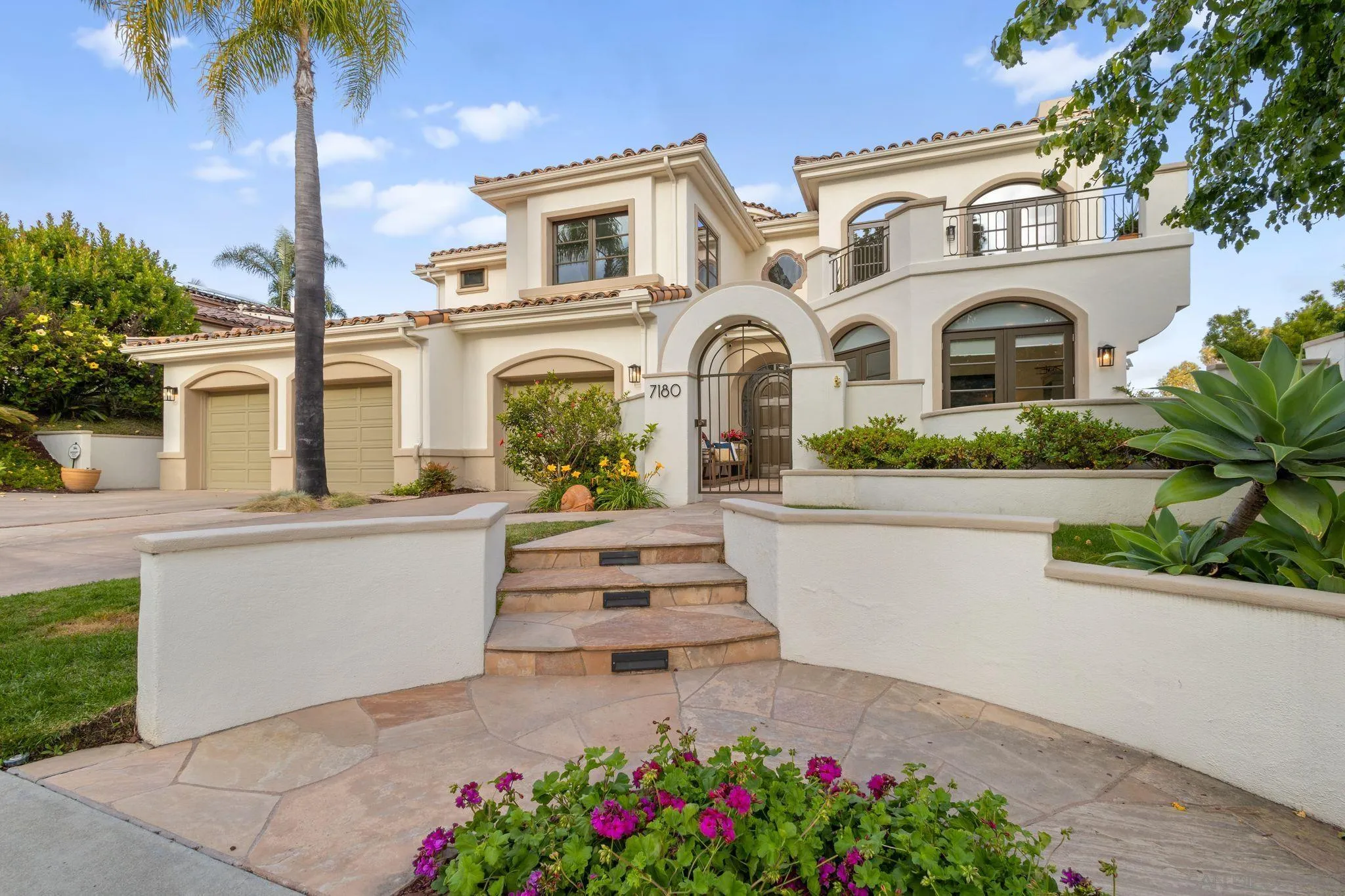 https://cdn.realtyfeed.com/cdn/127/260011351/d111aa7a15b98c2fda1ccb6103b4986e.webp