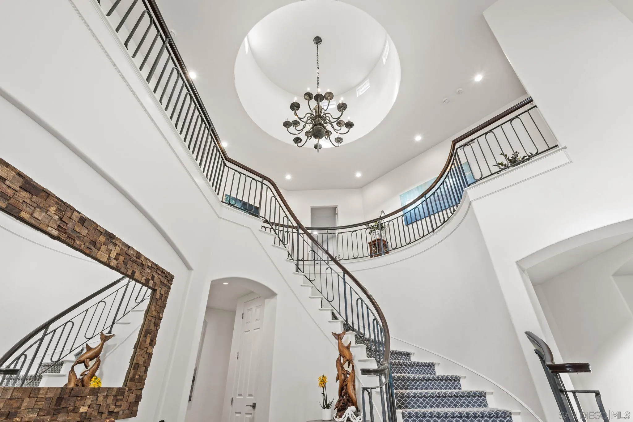 https://cdn.realtyfeed.com/cdn/127/260011351/fedcfc46e095c48cfd629cd2a759dfca.webp