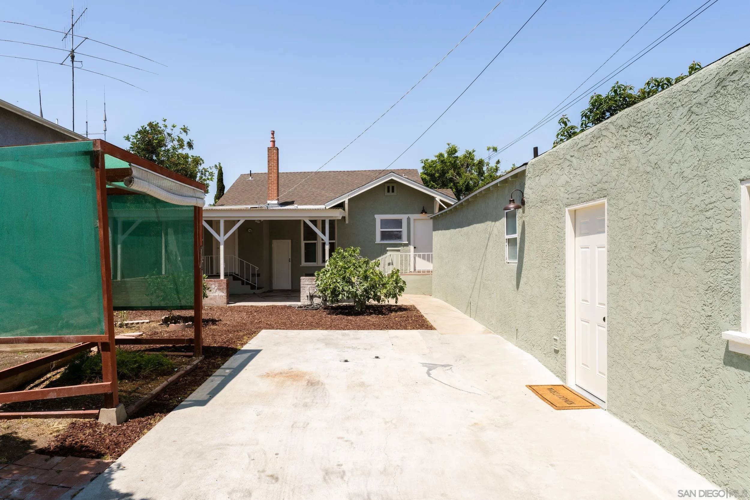 https://cdn.realtyfeed.com/cdn/127/260011353/01bbb28fad2c6ff07e4542456b74a87d.webp