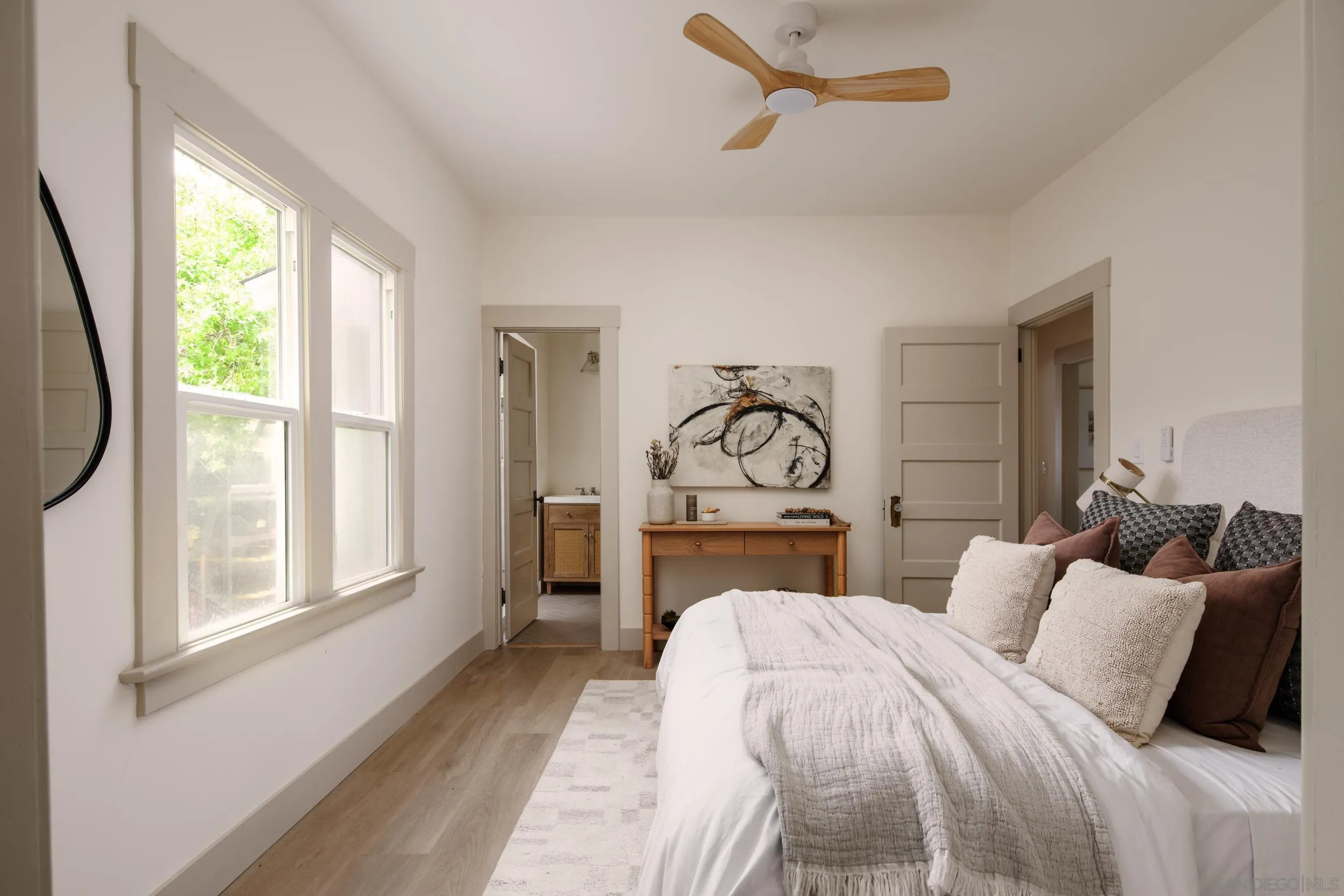 https://cdn.realtyfeed.com/cdn/127/260011353/39ff0fa0cda88c35dcdf64728949339b.webp