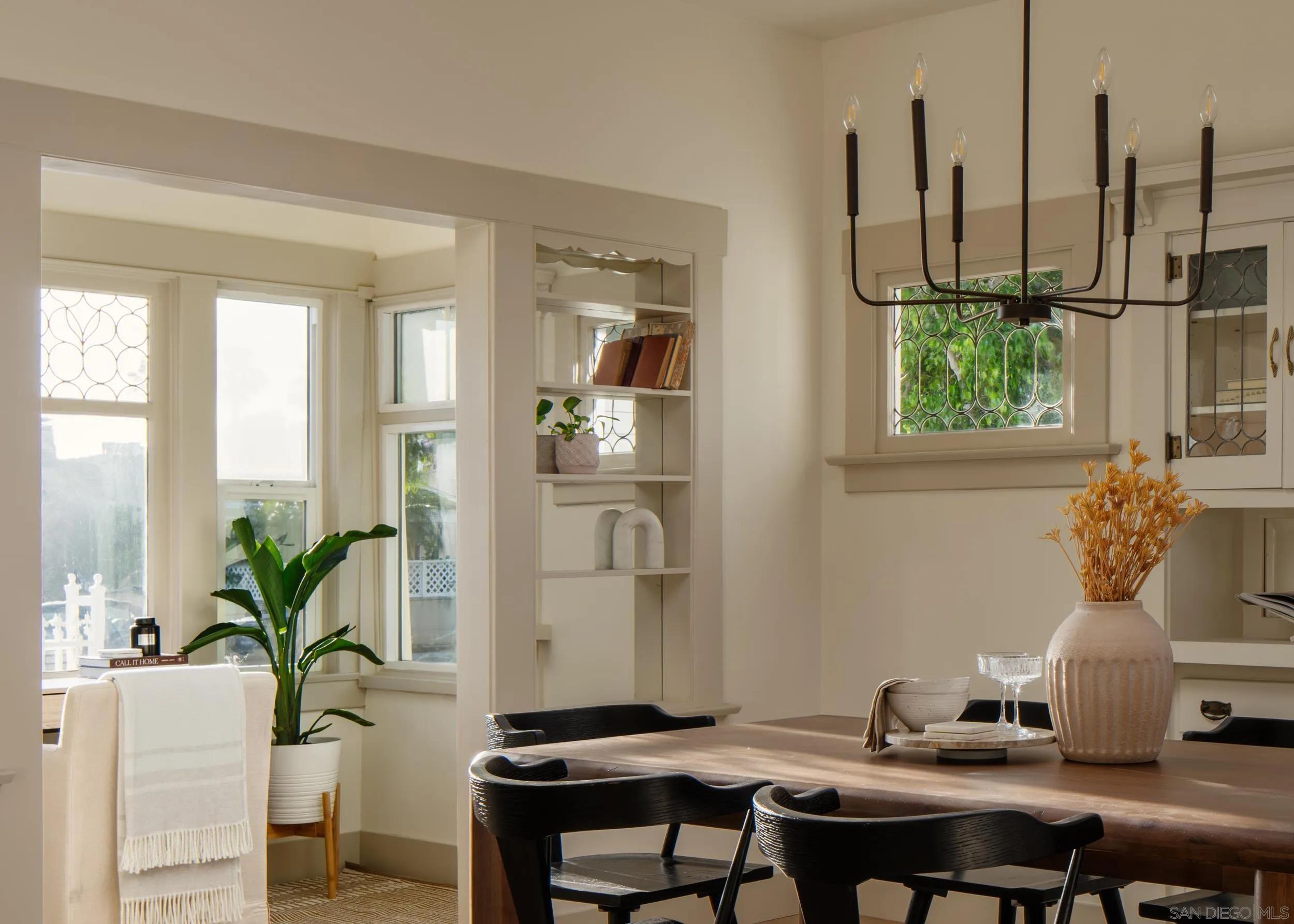 https://cdn.realtyfeed.com/cdn/127/260011353/55cd175193309b5d71e997e77b640bbf.webp