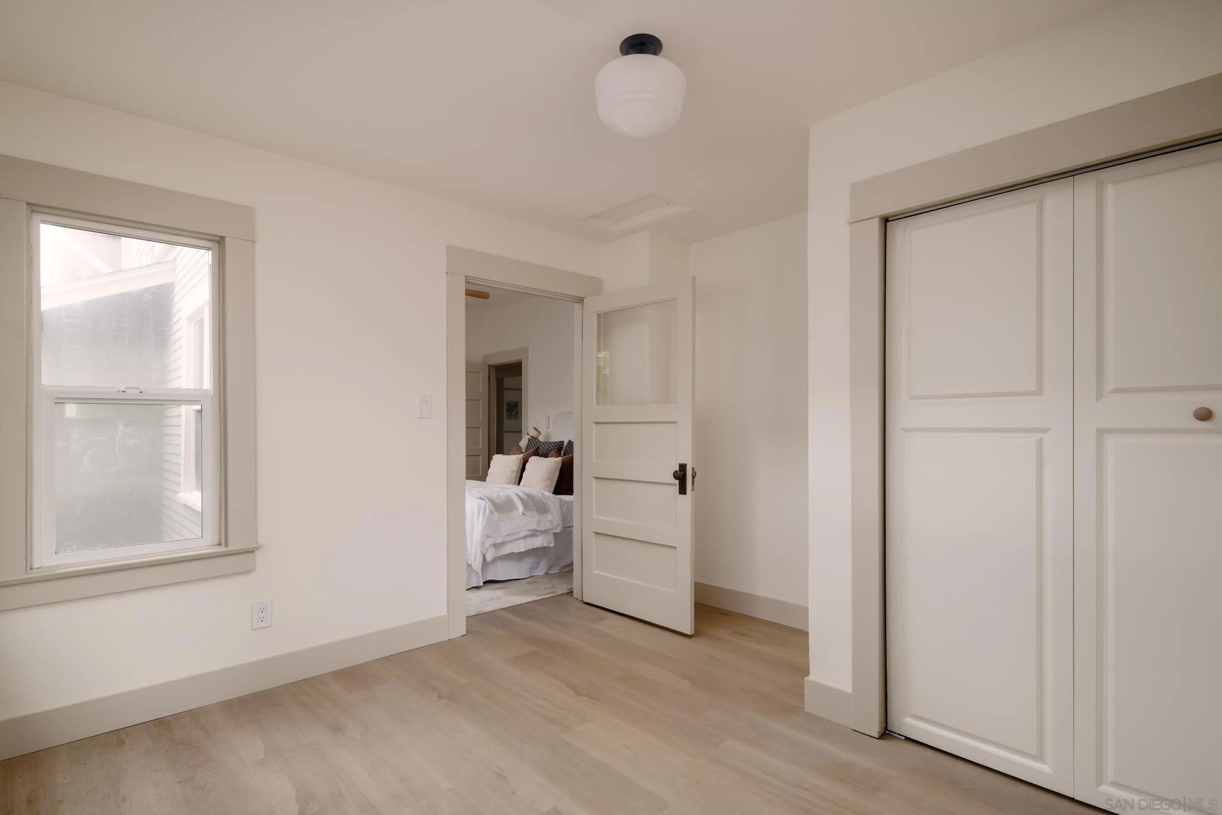 https://cdn.realtyfeed.com/cdn/127/260011353/5a548290dcbf8fae7c3e3d1ee962034f.webp