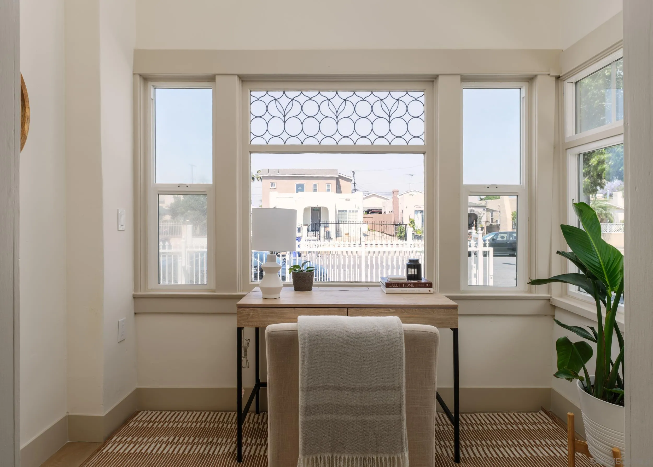 https://cdn.realtyfeed.com/cdn/127/260011353/fbce47620f6e674deefb804cdde90c01.webp