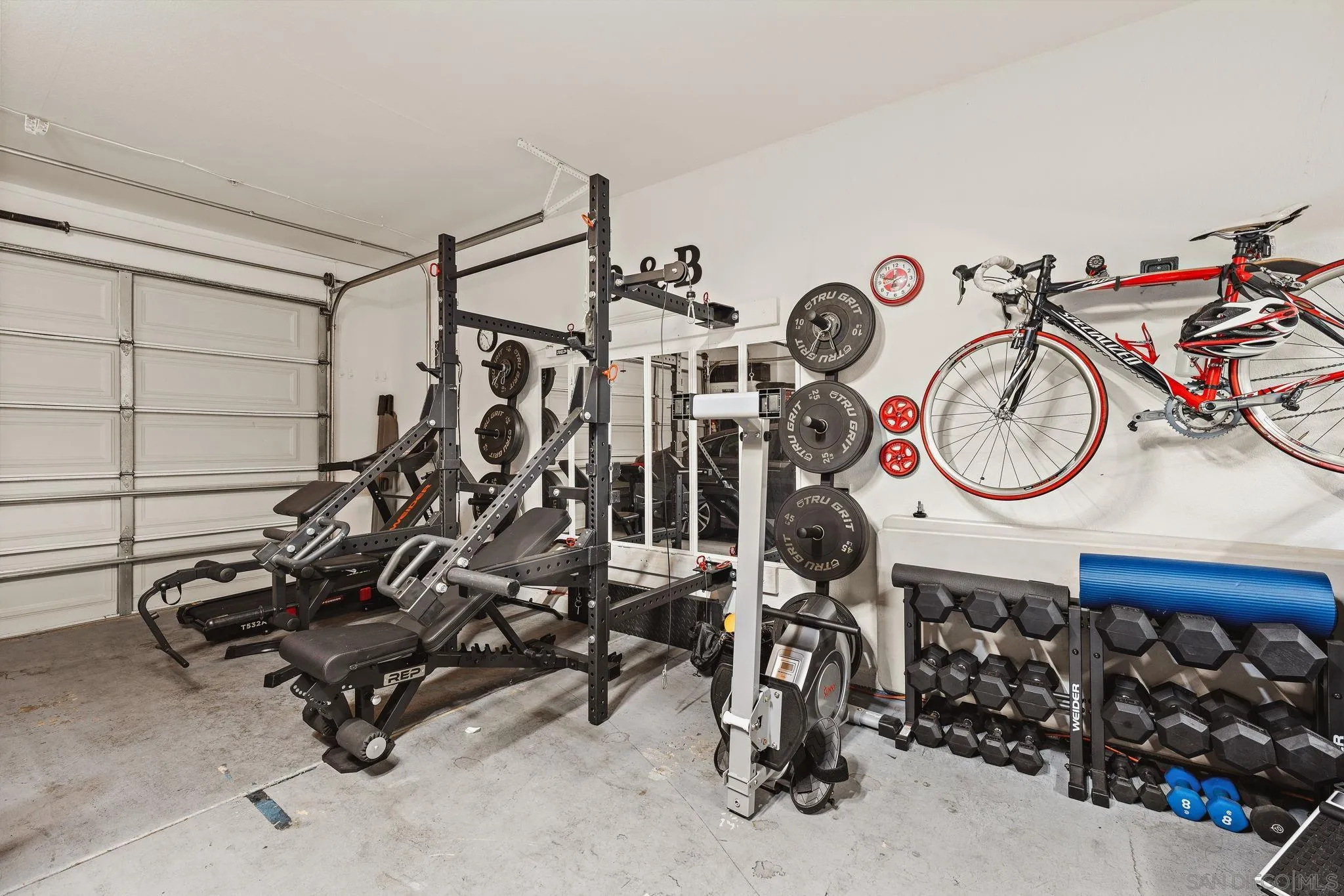 https://cdn.realtyfeed.com/cdn/127/260011358/07426c7d5aee054ef2f5d5b66b5bb6d2.webp