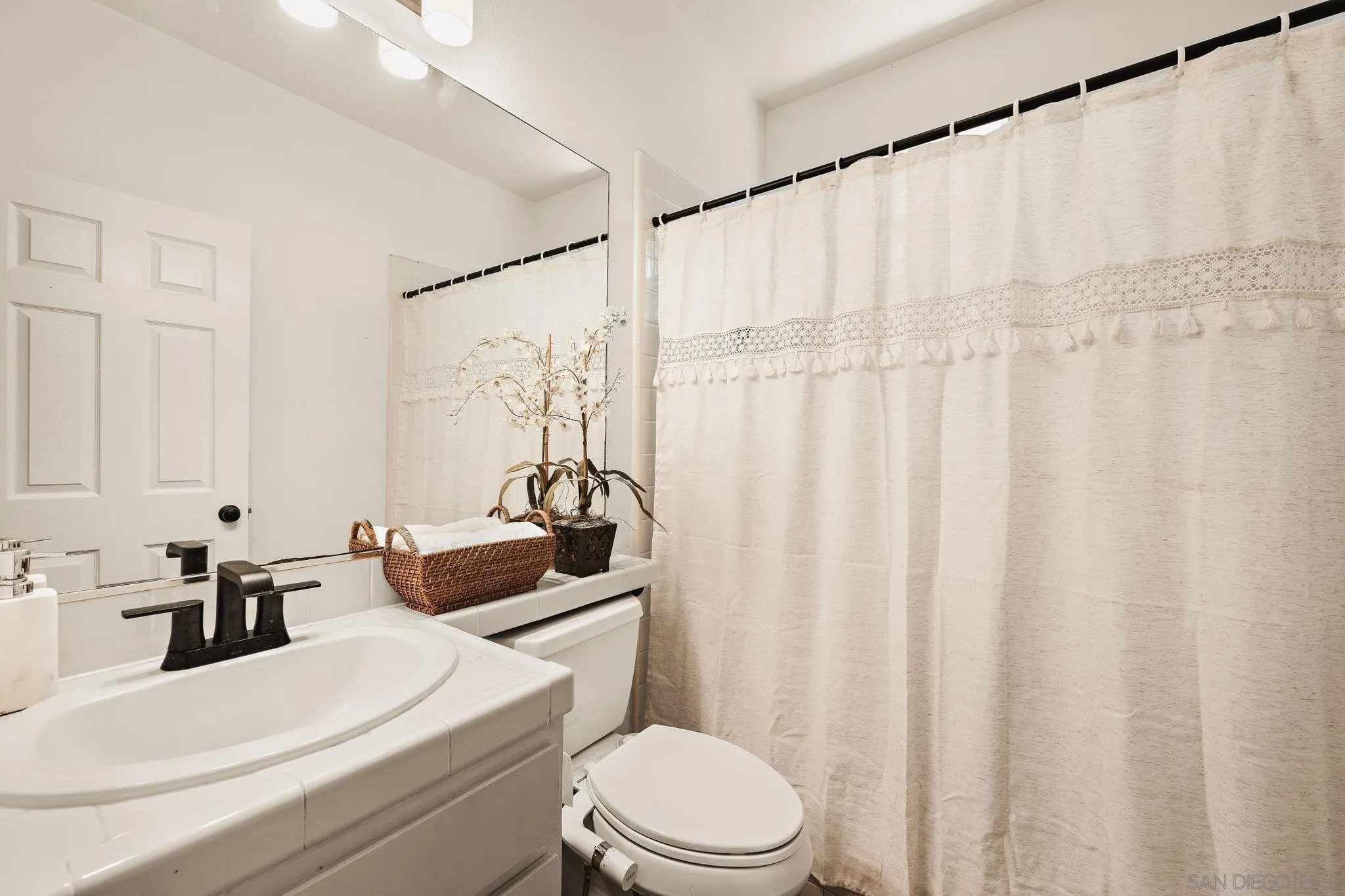 https://cdn.realtyfeed.com/cdn/127/260011358/46892c896ae6793f8c22eb95253d8569.webp