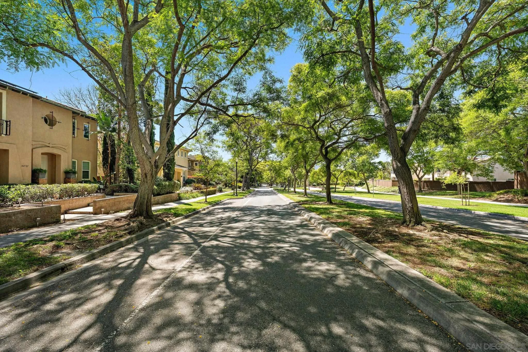 https://cdn.realtyfeed.com/cdn/127/260011358/57db62b8635d6b8d1b83c0f2e26eaf19.webp