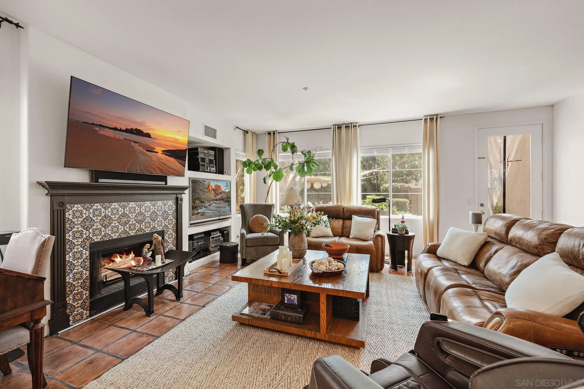 https://cdn.realtyfeed.com/cdn/127/260011358/6bf54328da9f790b29027d9e07e54c6e.webp