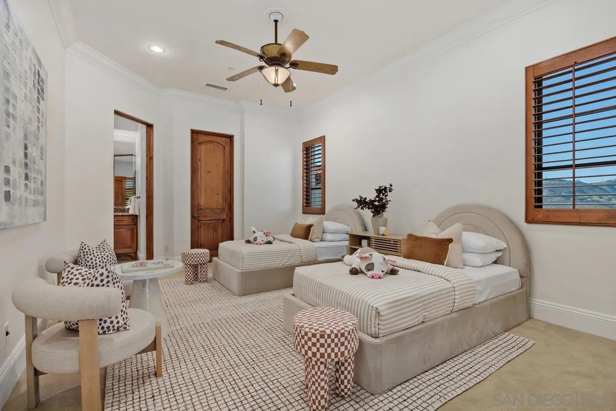 https://cdn.realtyfeed.com/cdn/127/260011360/494248ef43f18fc9e890b6a688bbc784.webp