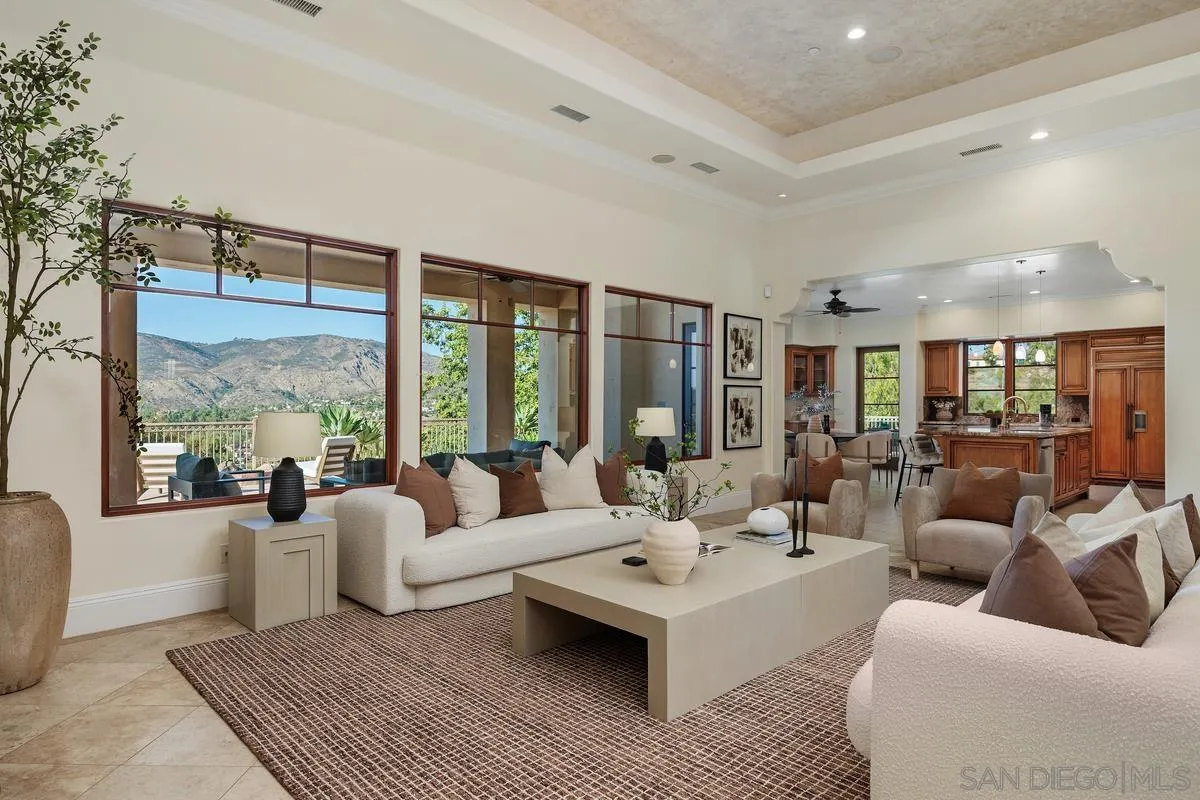 https://cdn.realtyfeed.com/cdn/127/260011360/4da8f726bf8534b43f1a1fe9b67d449e.webp