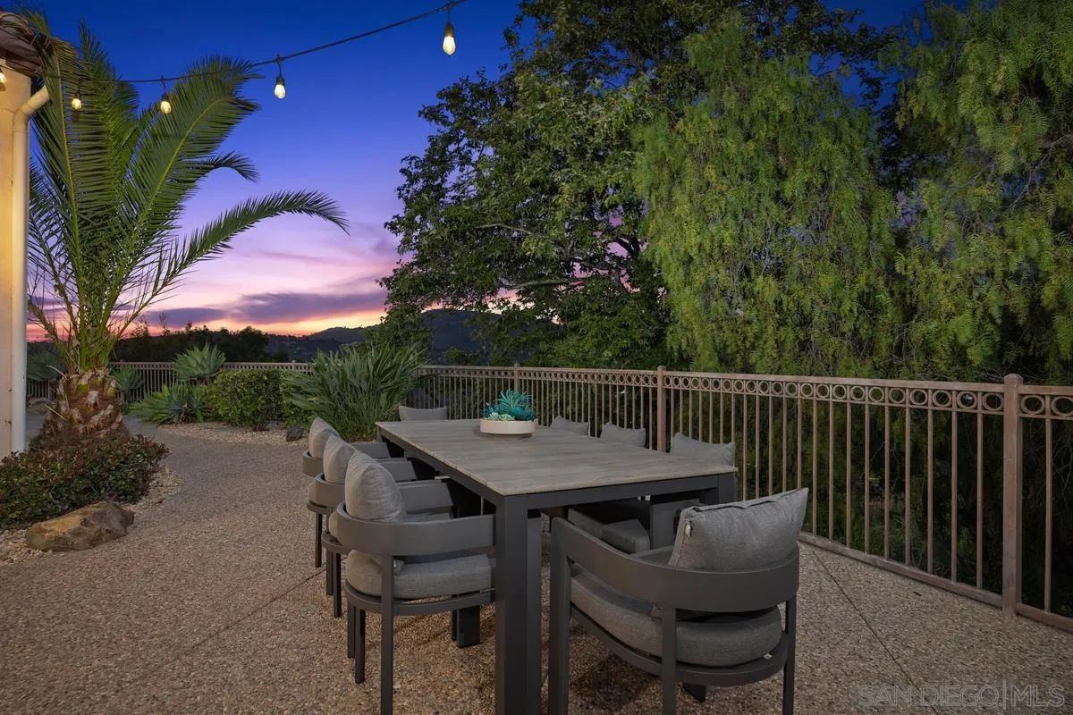 https://cdn.realtyfeed.com/cdn/127/260011360/a889c6de0ed6ff0fe7aeb2c6a59e1e20.webp
