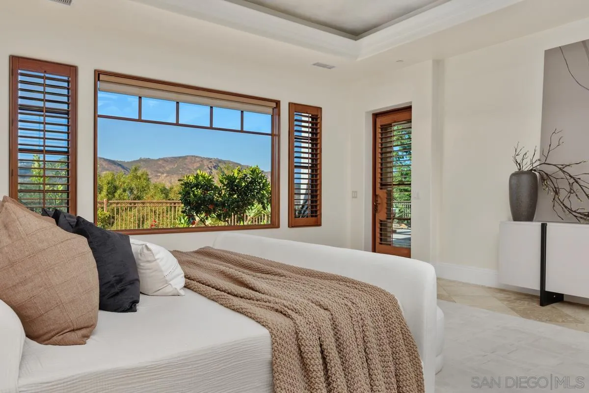 https://cdn.realtyfeed.com/cdn/127/260011360/b407eb7105026e56f6a77bdaaaa91aea.webp