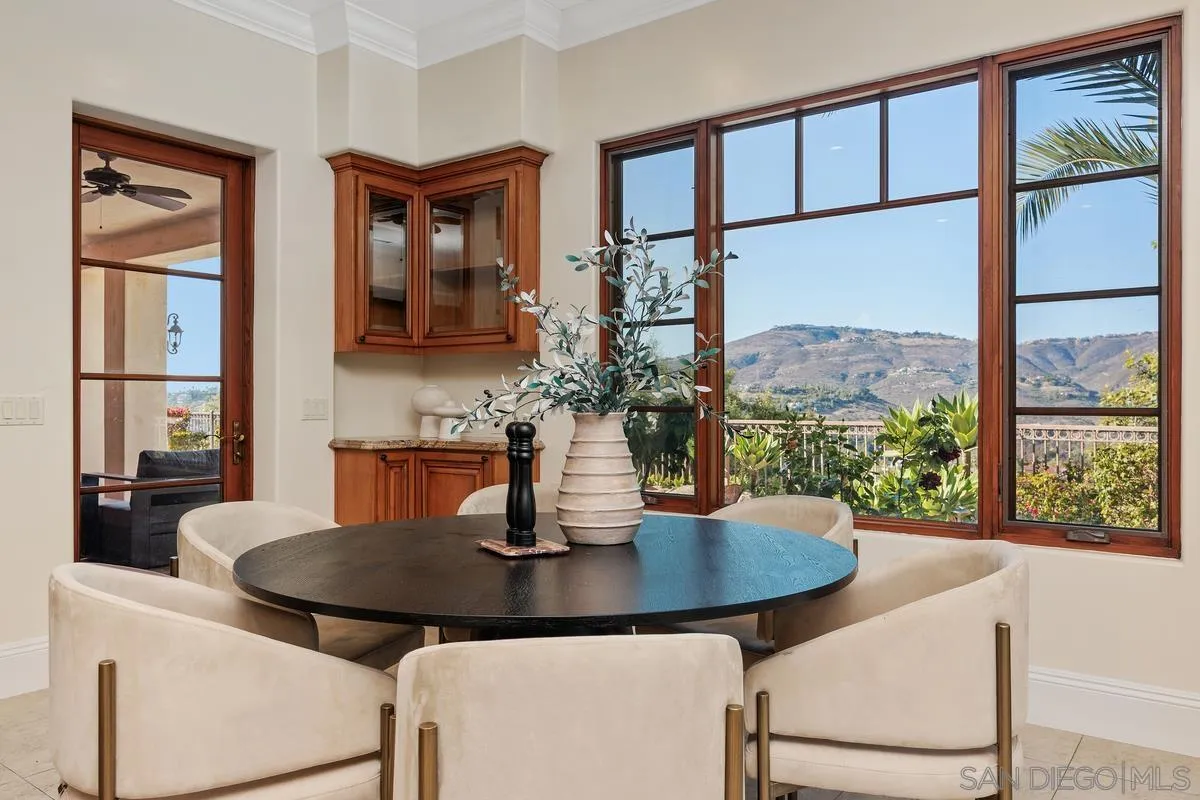 https://cdn.realtyfeed.com/cdn/127/260011360/c98e891db532fcf385cf5b66dda40c49.webp