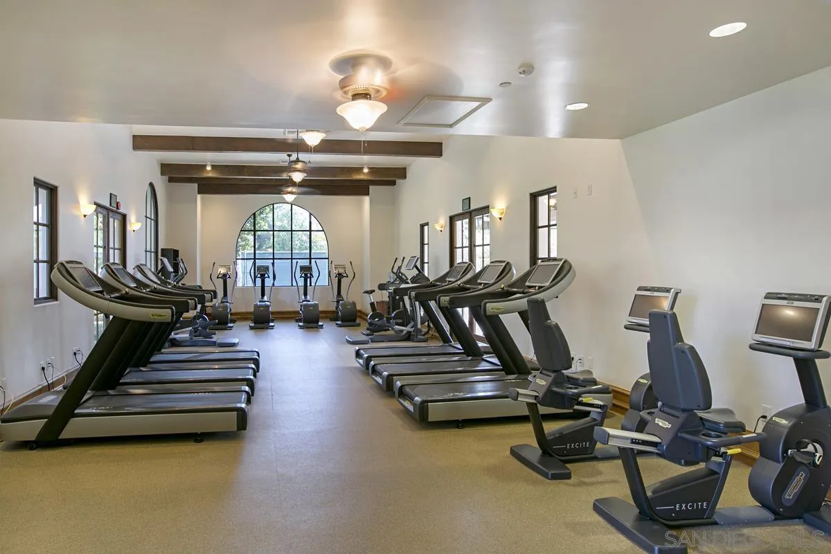 https://cdn.realtyfeed.com/cdn/127/260011360/e8cbf17c0f515147192d9daafeb151ec.webp