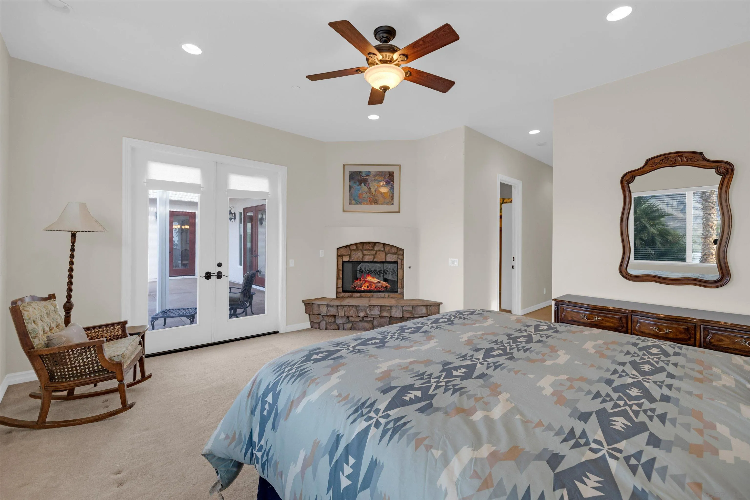 https://cdn.realtyfeed.com/cdn/127/260011361/593e33be4bf98997878f7097e60d58c7.webp