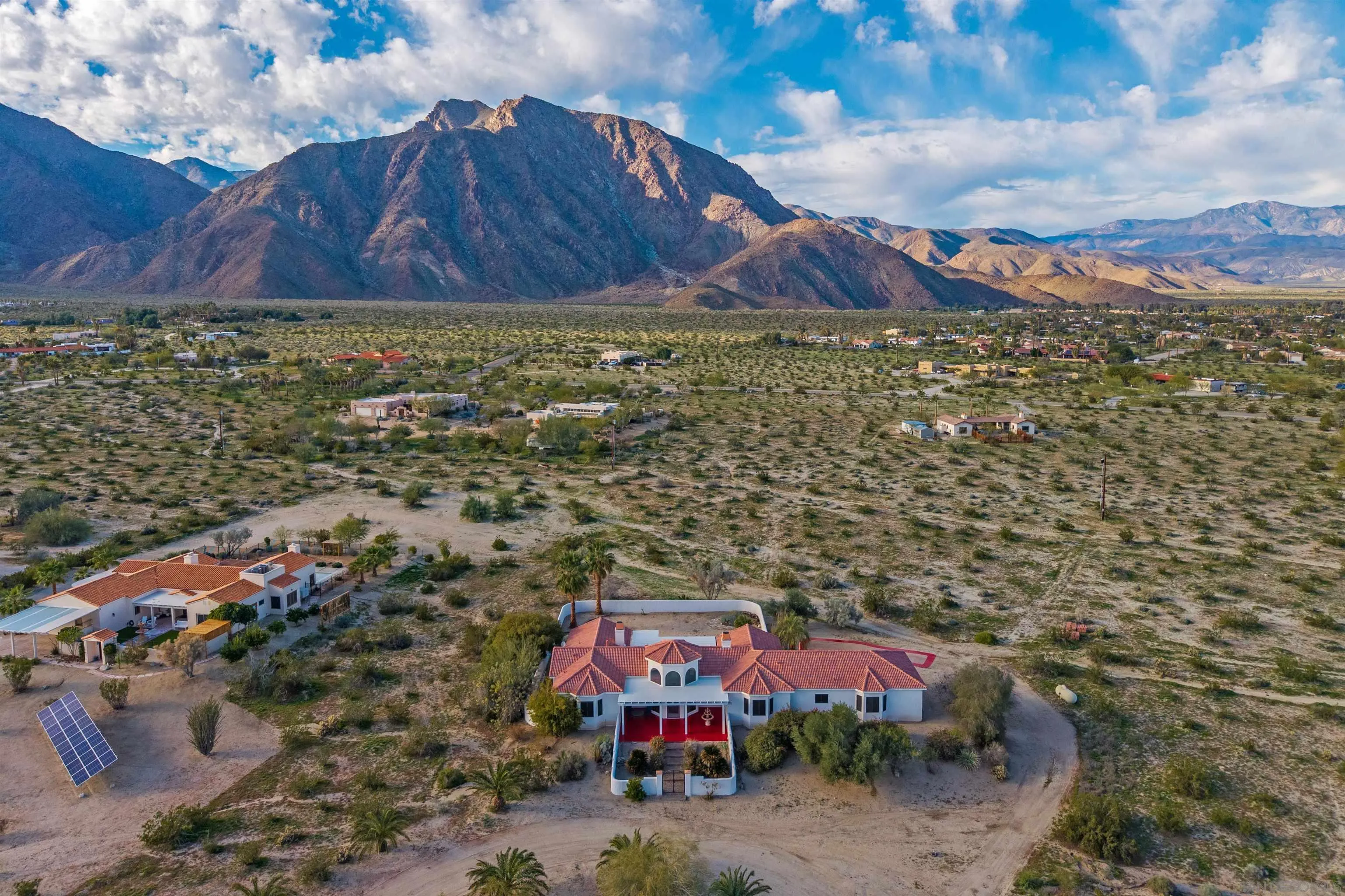 https://cdn.realtyfeed.com/cdn/127/260011361/ad060dd308d19525855f162d04c1e4ff.webp