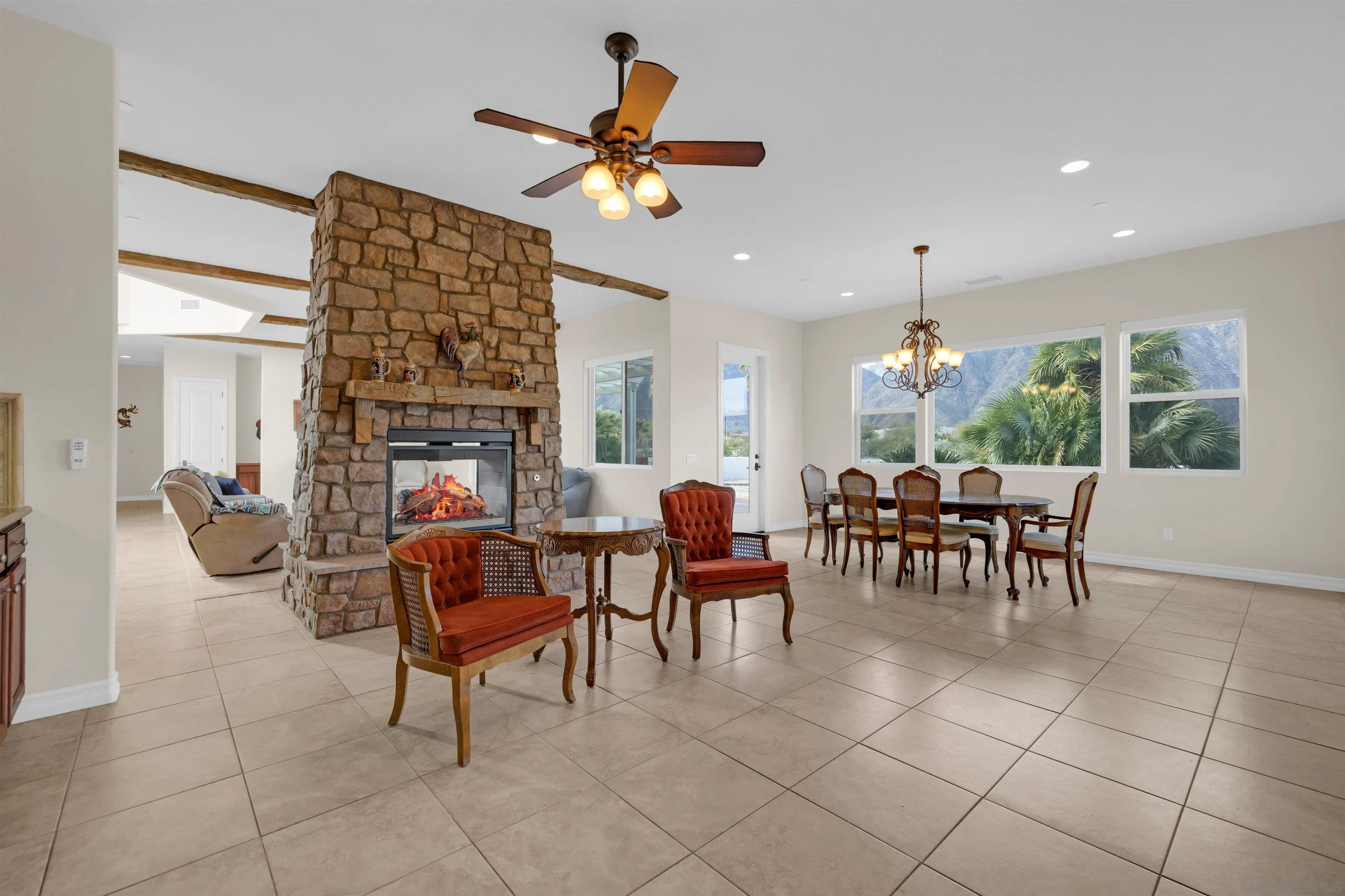 https://cdn.realtyfeed.com/cdn/127/260011361/c9775a7240201b536f9b17d1cb3ca94c.webp