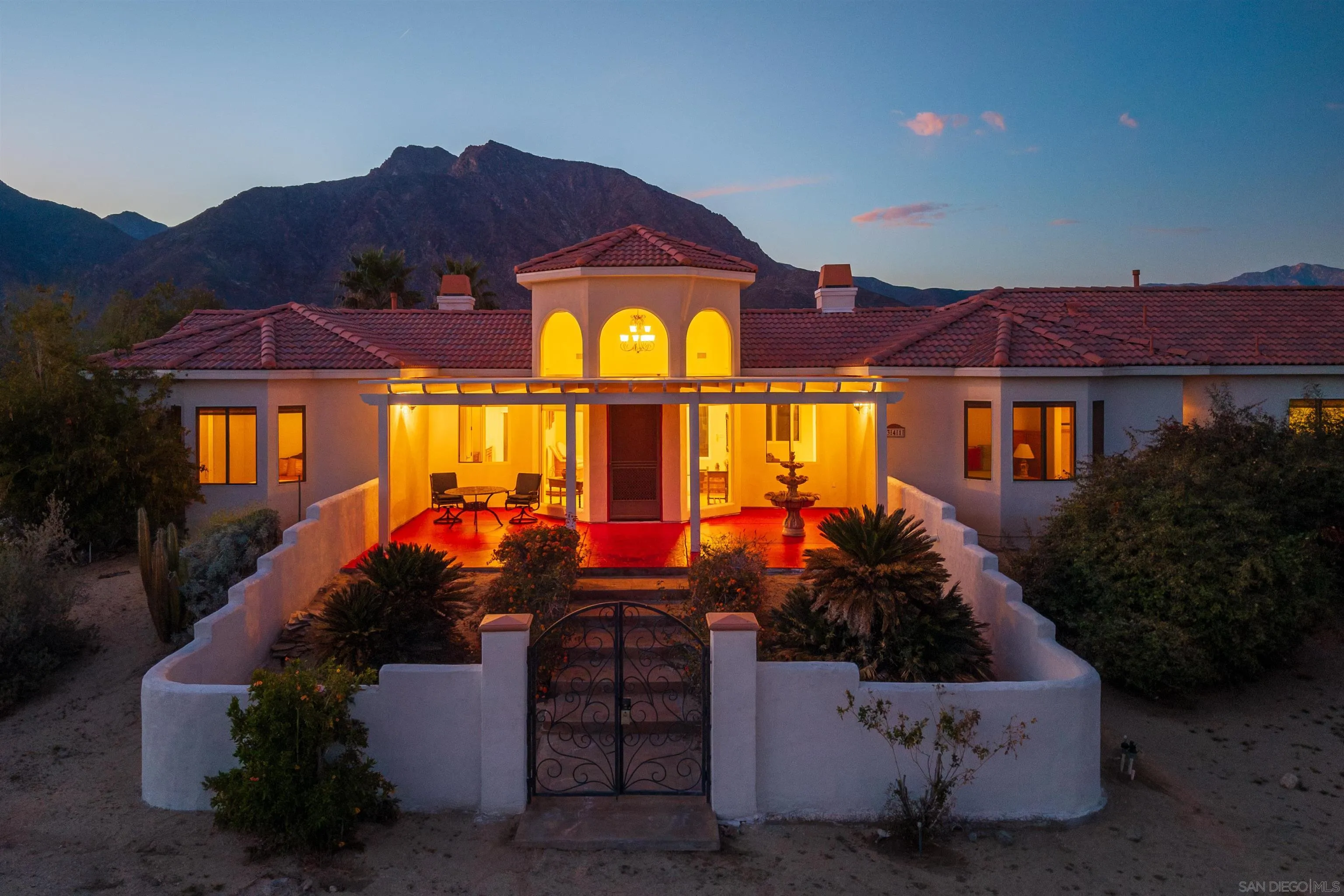 https://cdn.realtyfeed.com/cdn/127/260011361/f82a06ddf53486f075b7062ec3a19dfb.webp